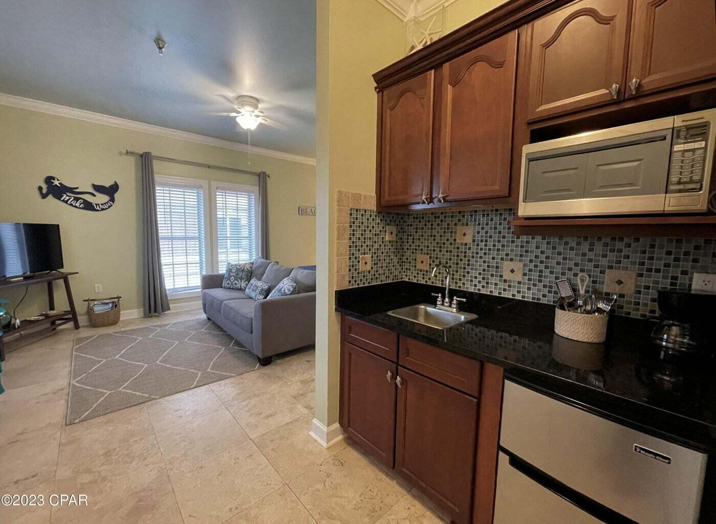 10343 E County Hwy 30A B234