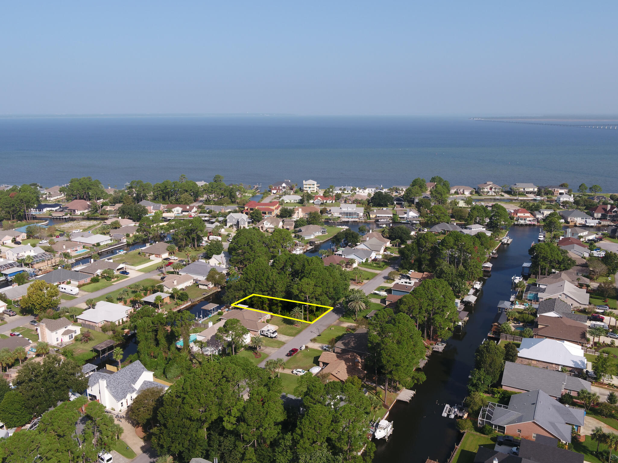 POLYNESIAN ISLANDS - Land