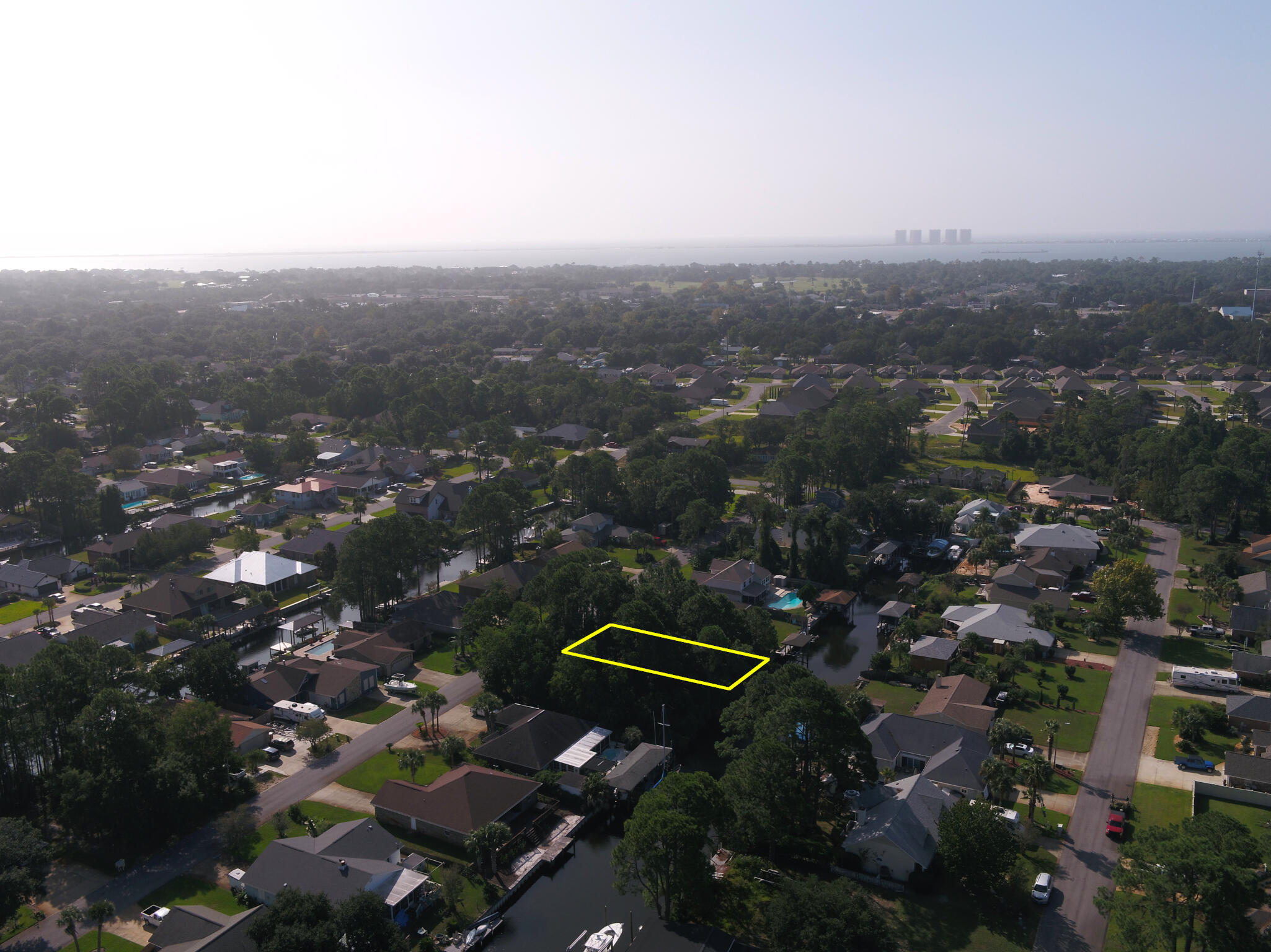 POLYNESIAN ISLANDS - Land