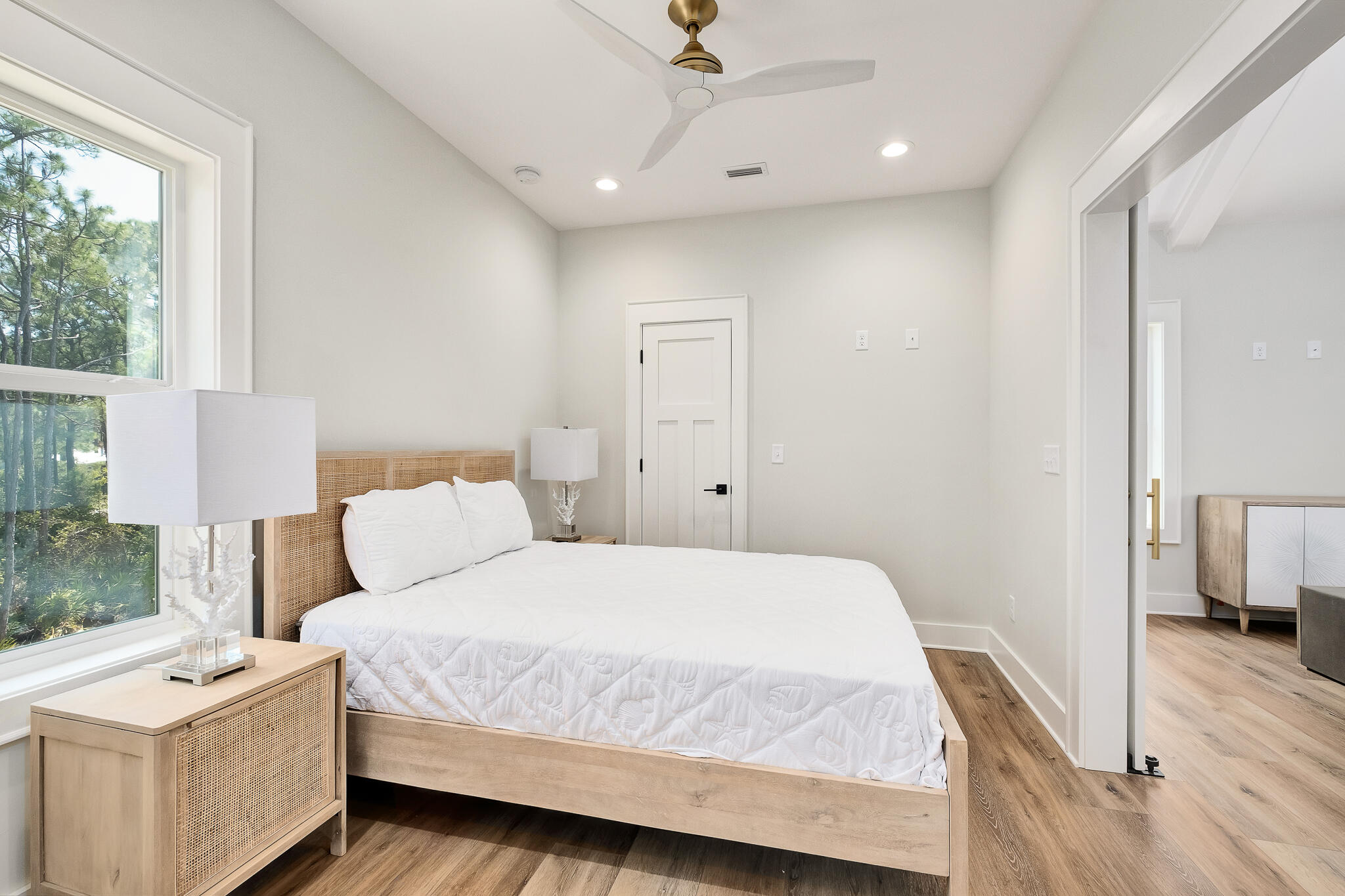 RIVER BREEZE - Residential