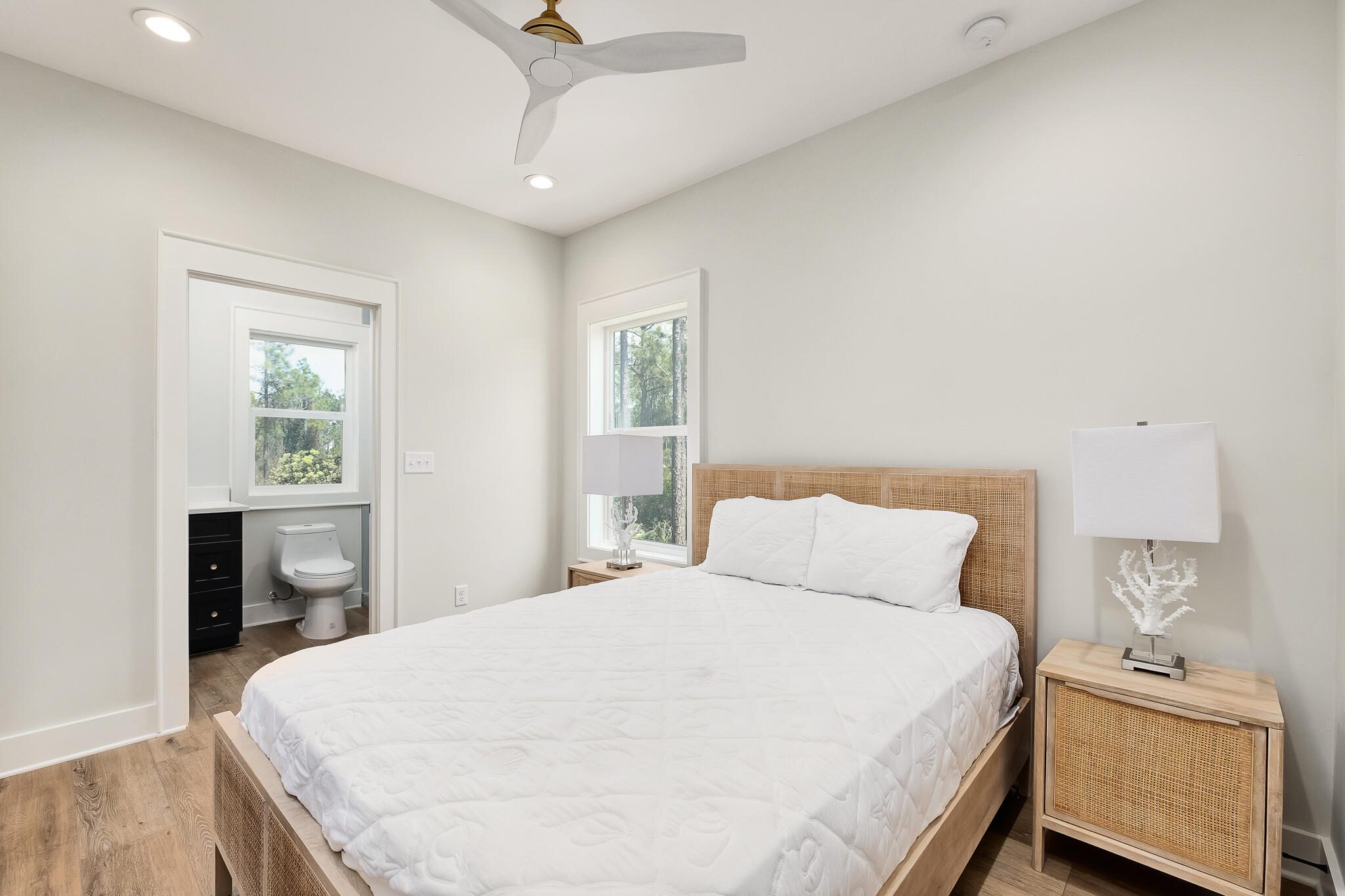RIVER BREEZE - Residential