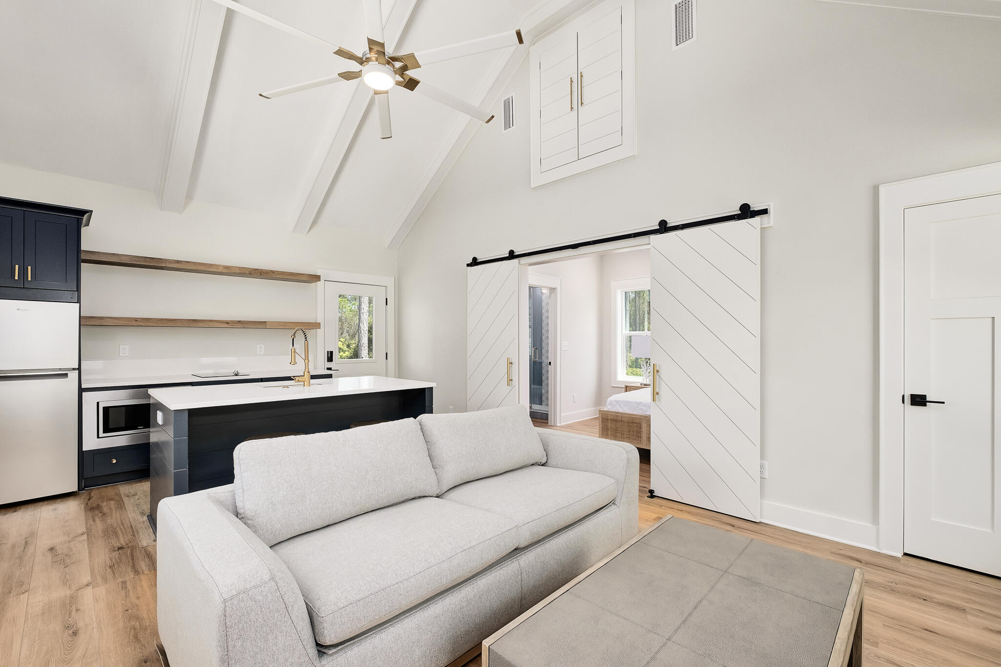 RIVER BREEZE - Residential