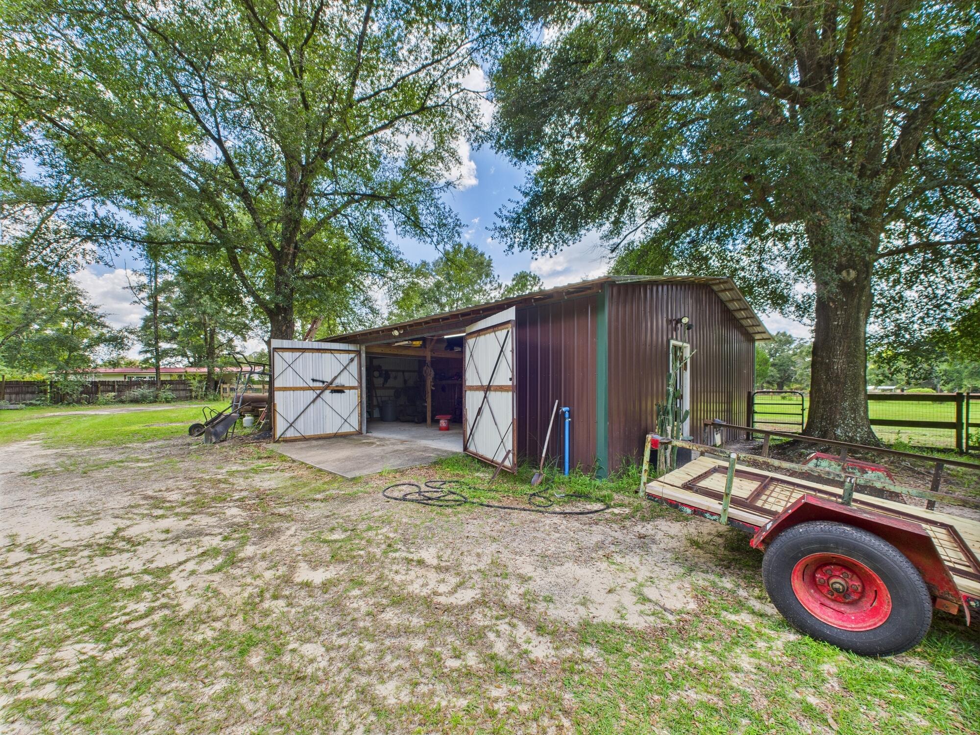 NO RECORDED SUBDIVISION - Residential