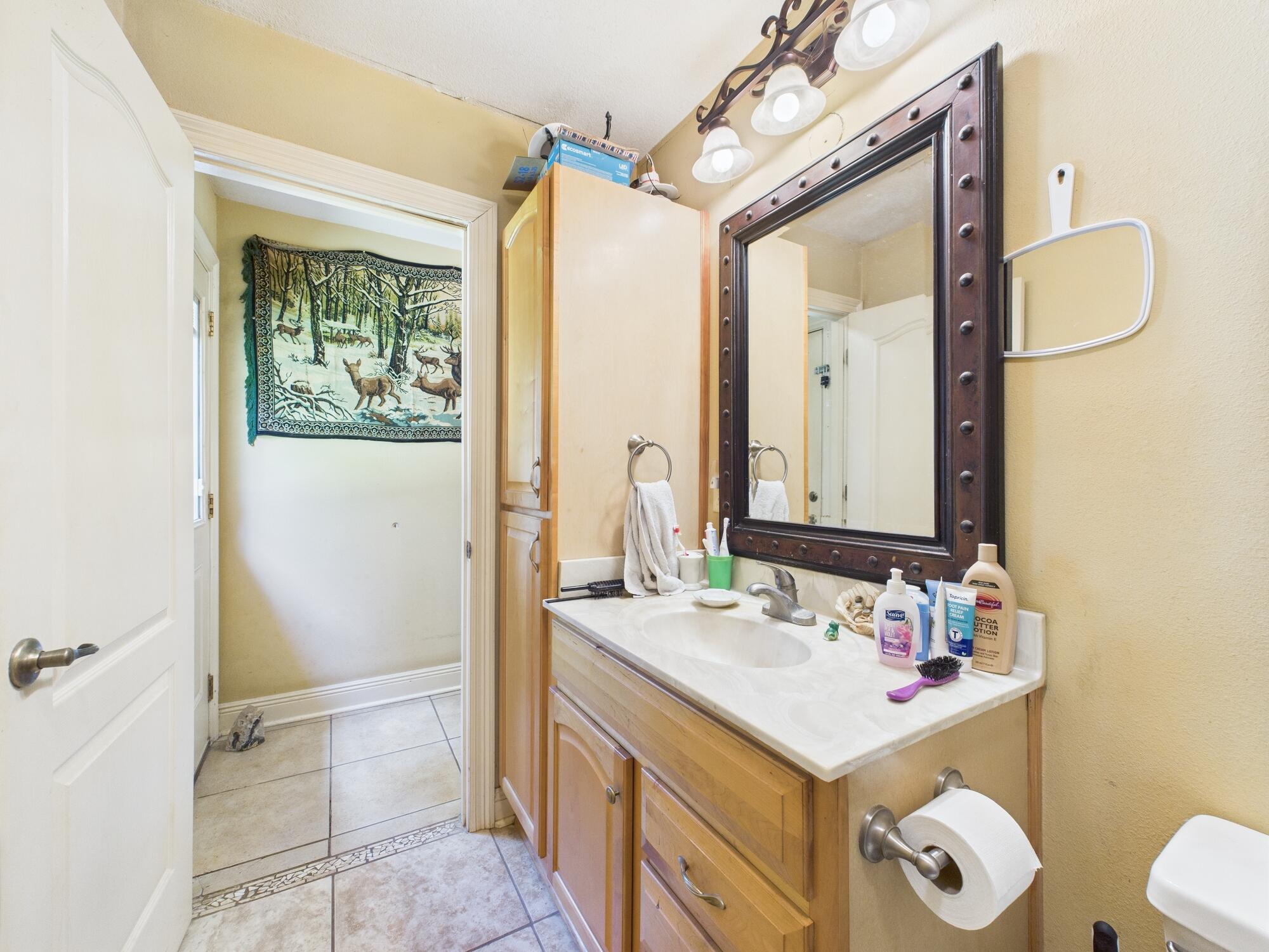 NO RECORDED SUBDIVISION - Residential