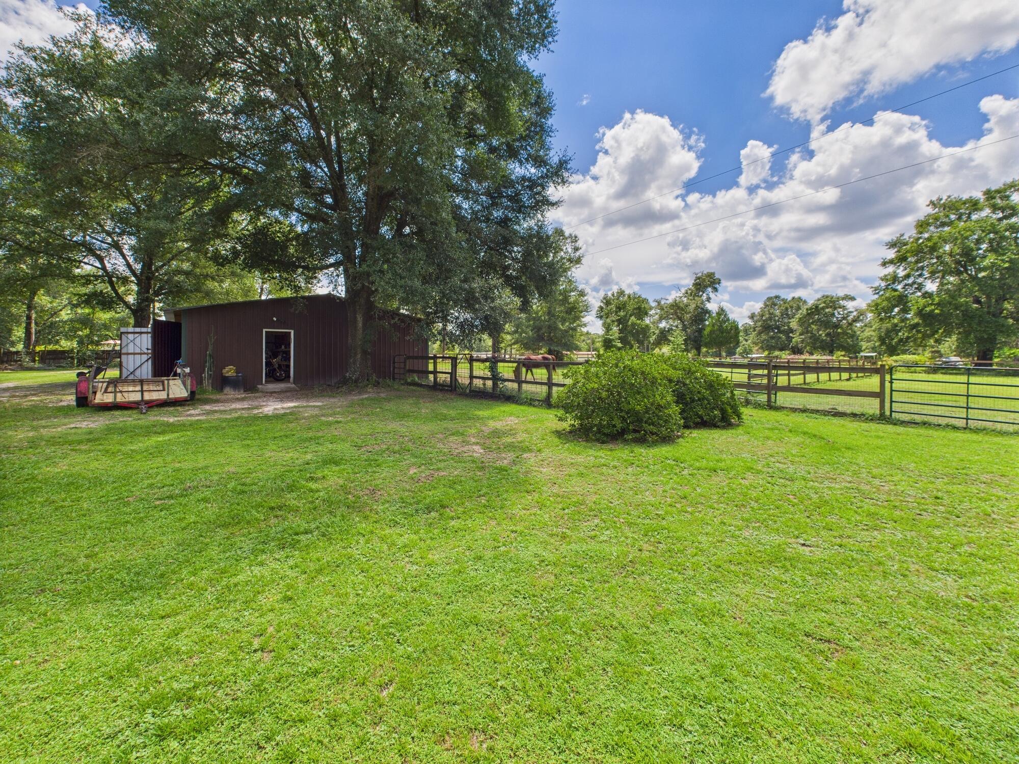 NO RECORDED SUBDIVISION - Residential