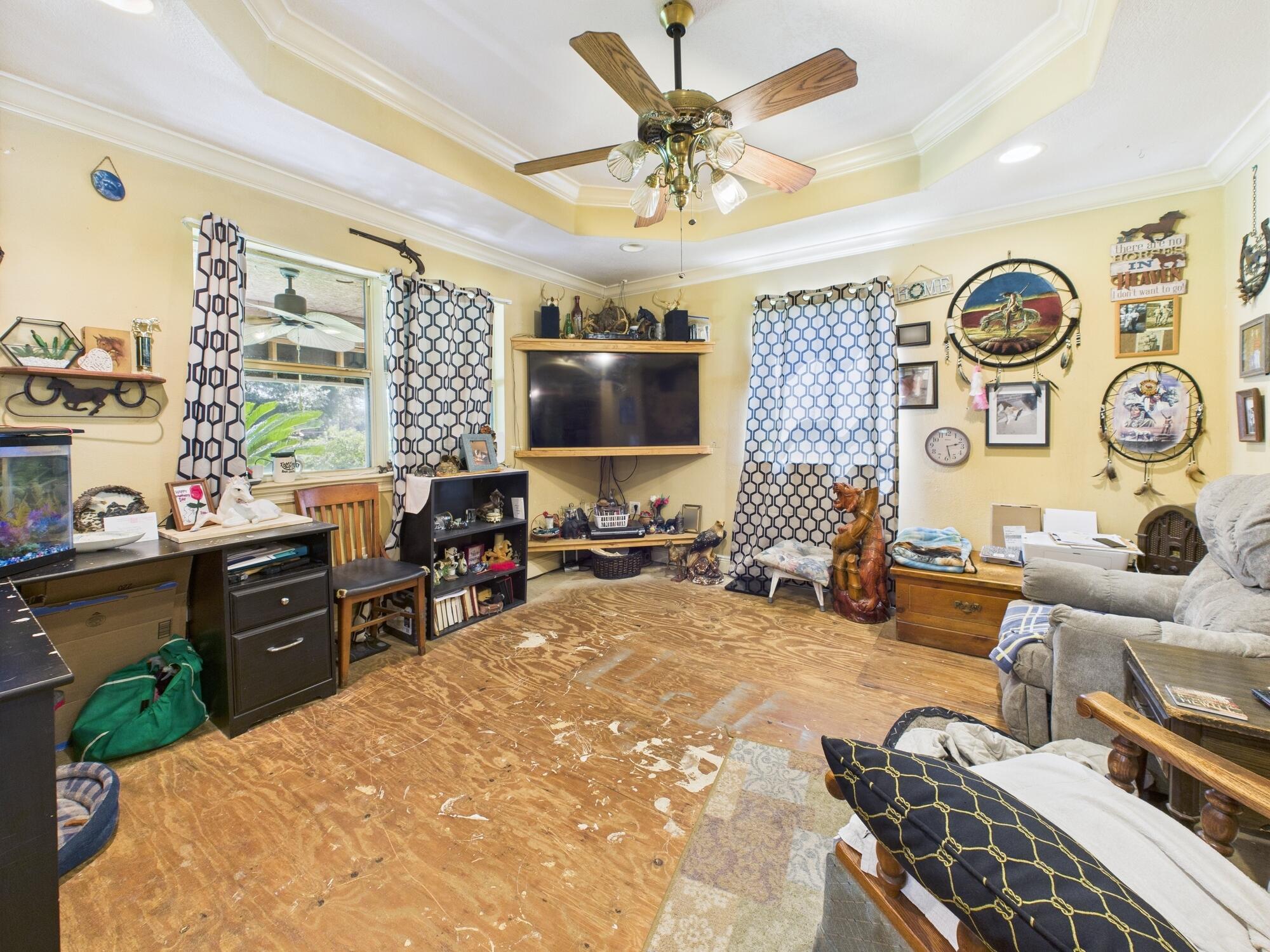 NO RECORDED SUBDIVISION - Residential