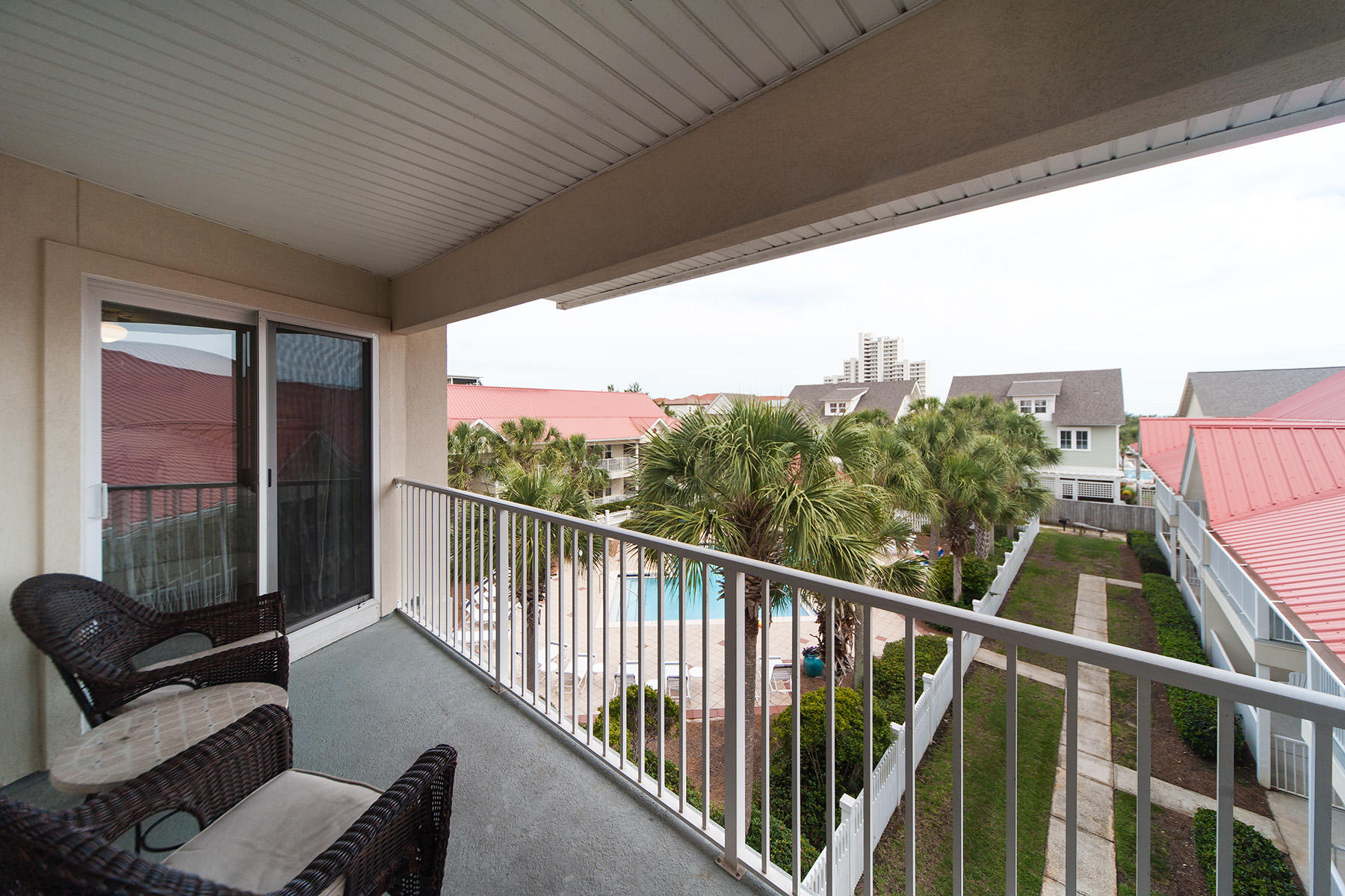 ROLLIN TIDE VILLAS - Residential