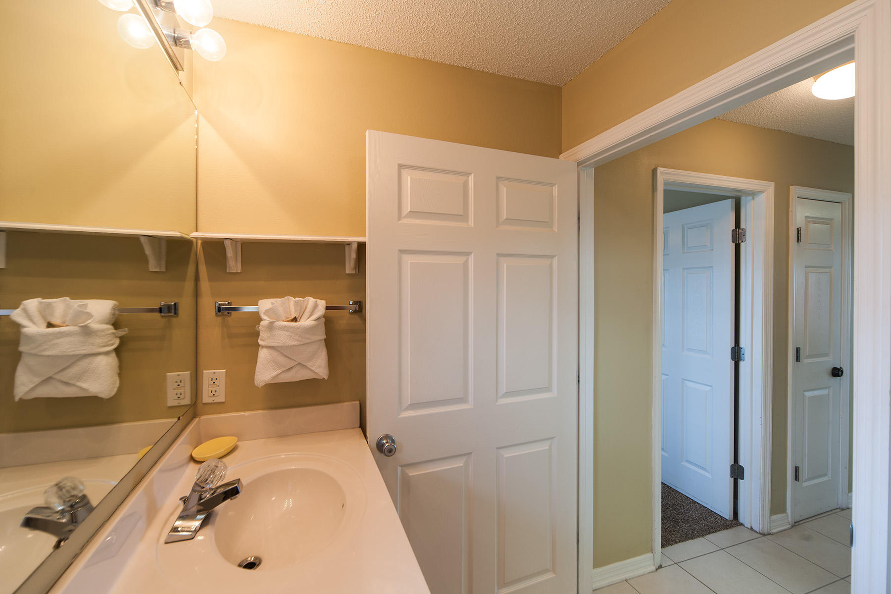 ROLLIN TIDE VILLAS - Residential