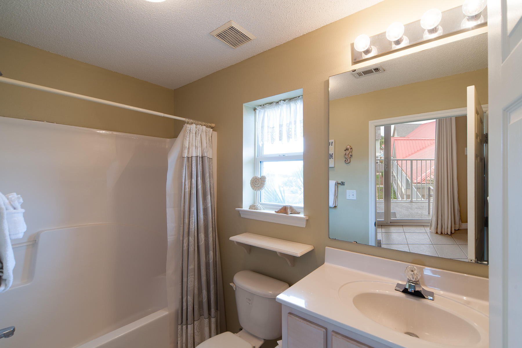 ROLLIN TIDE VILLAS - Residential