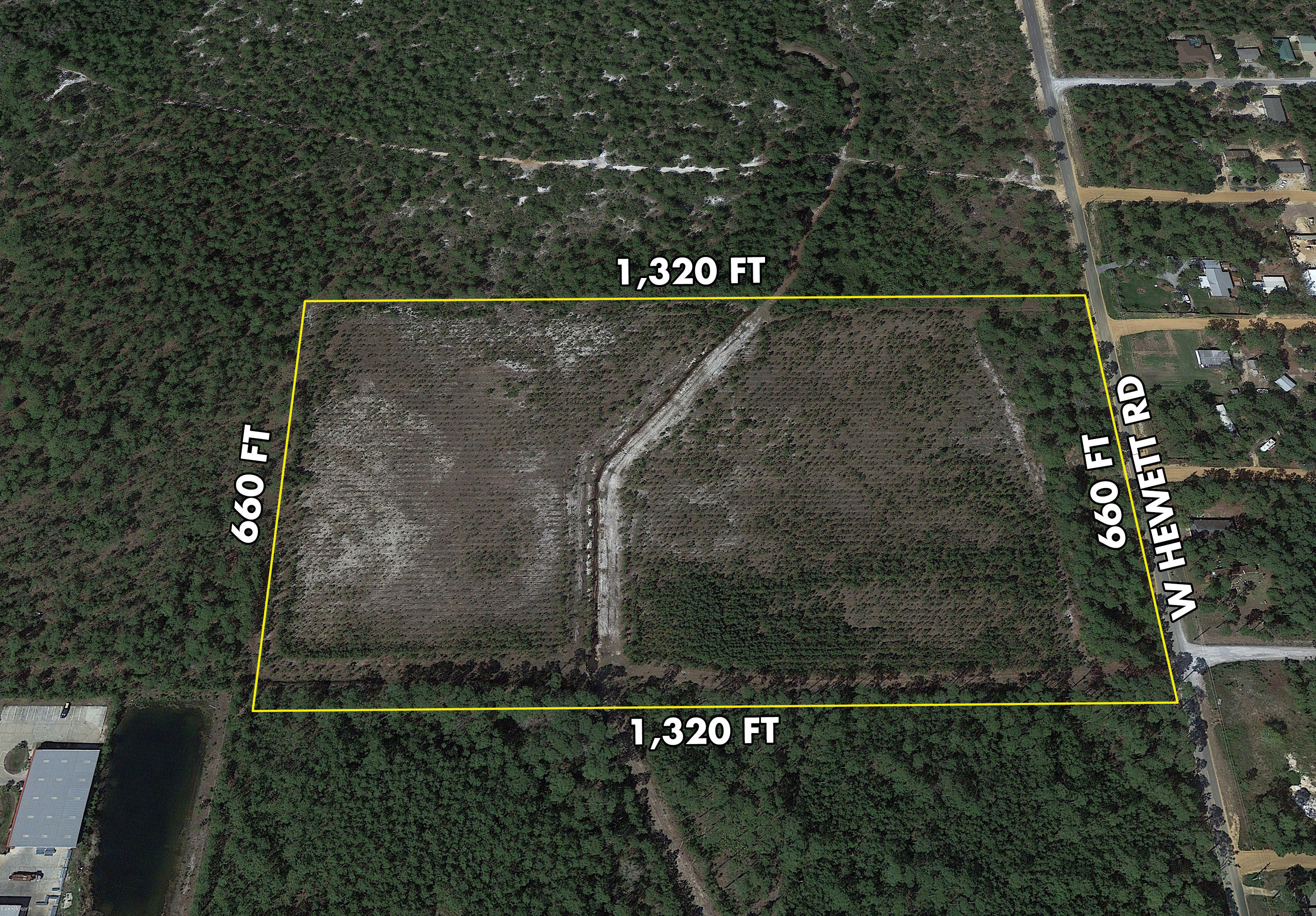 Main image without alt text