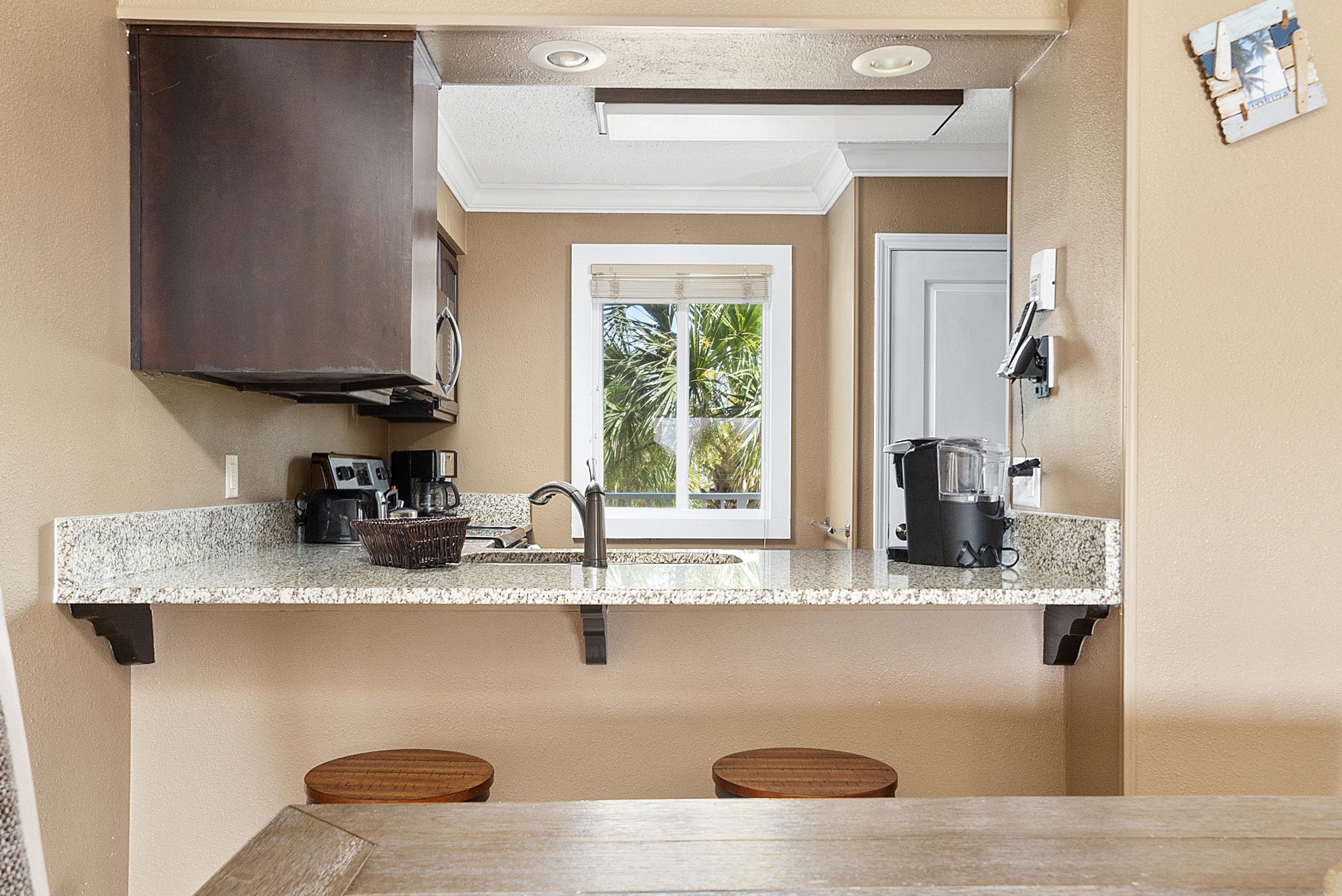 ISLANDER CONDO PH 1 - Residential