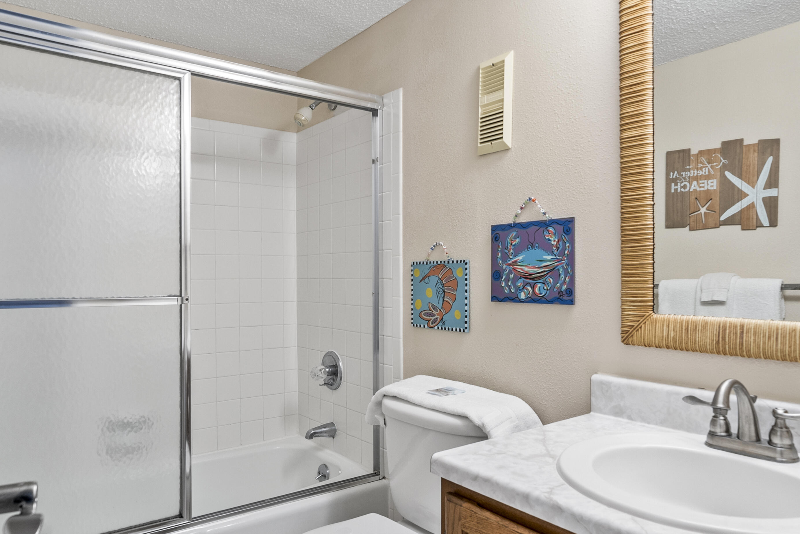 ISLANDER CONDO PH 1 - Residential