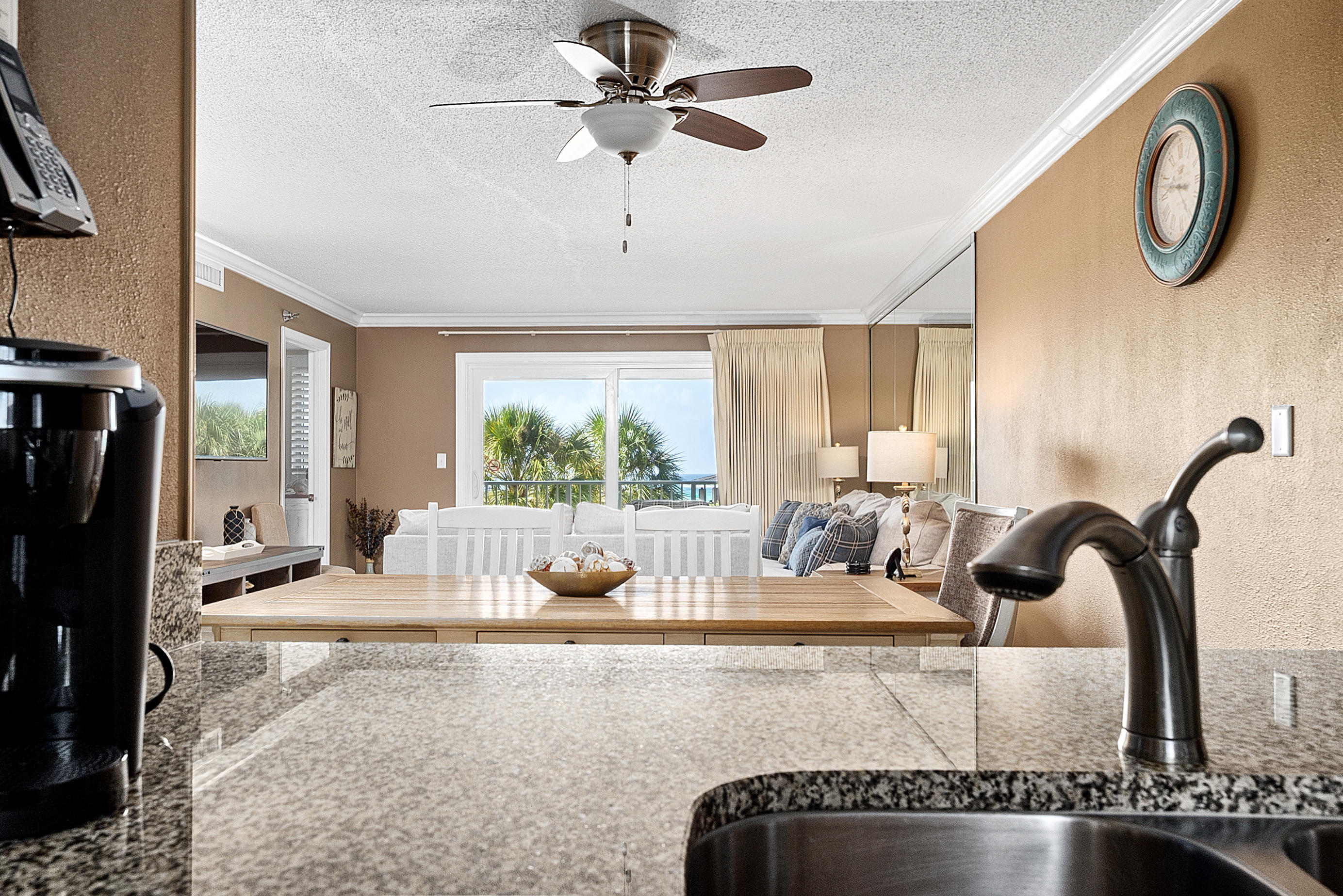 ISLANDER CONDO PH 1 - Residential