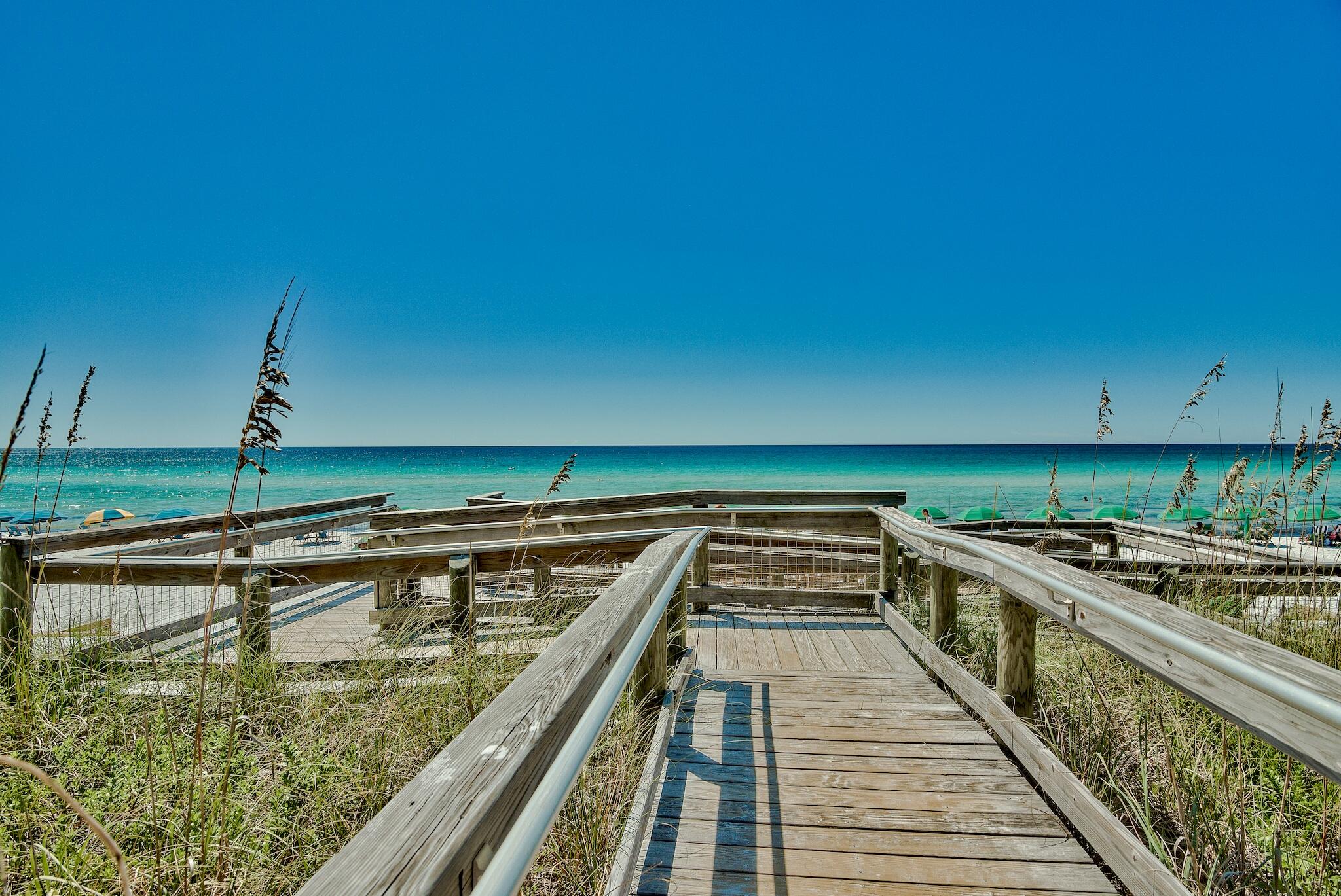 ISLANDER CONDO PH 1 - Residential