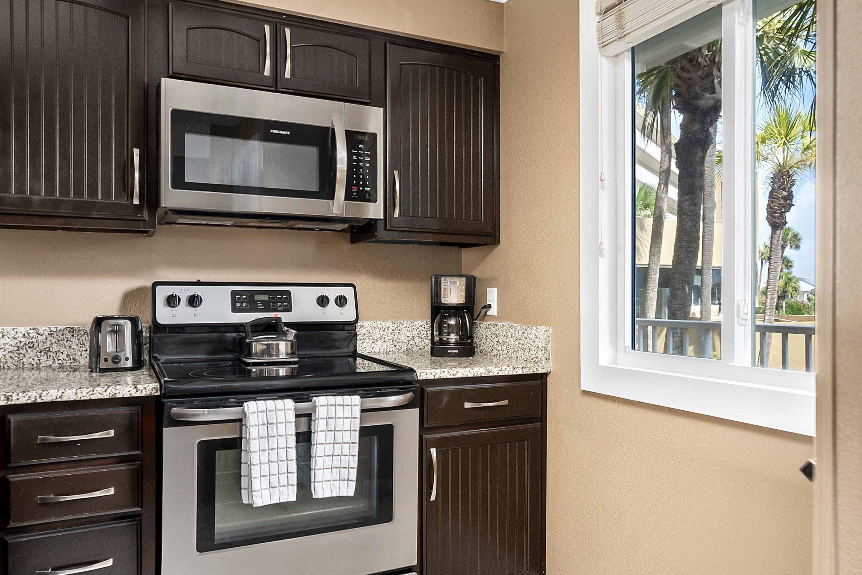 ISLANDER CONDO PH 1 - Residential