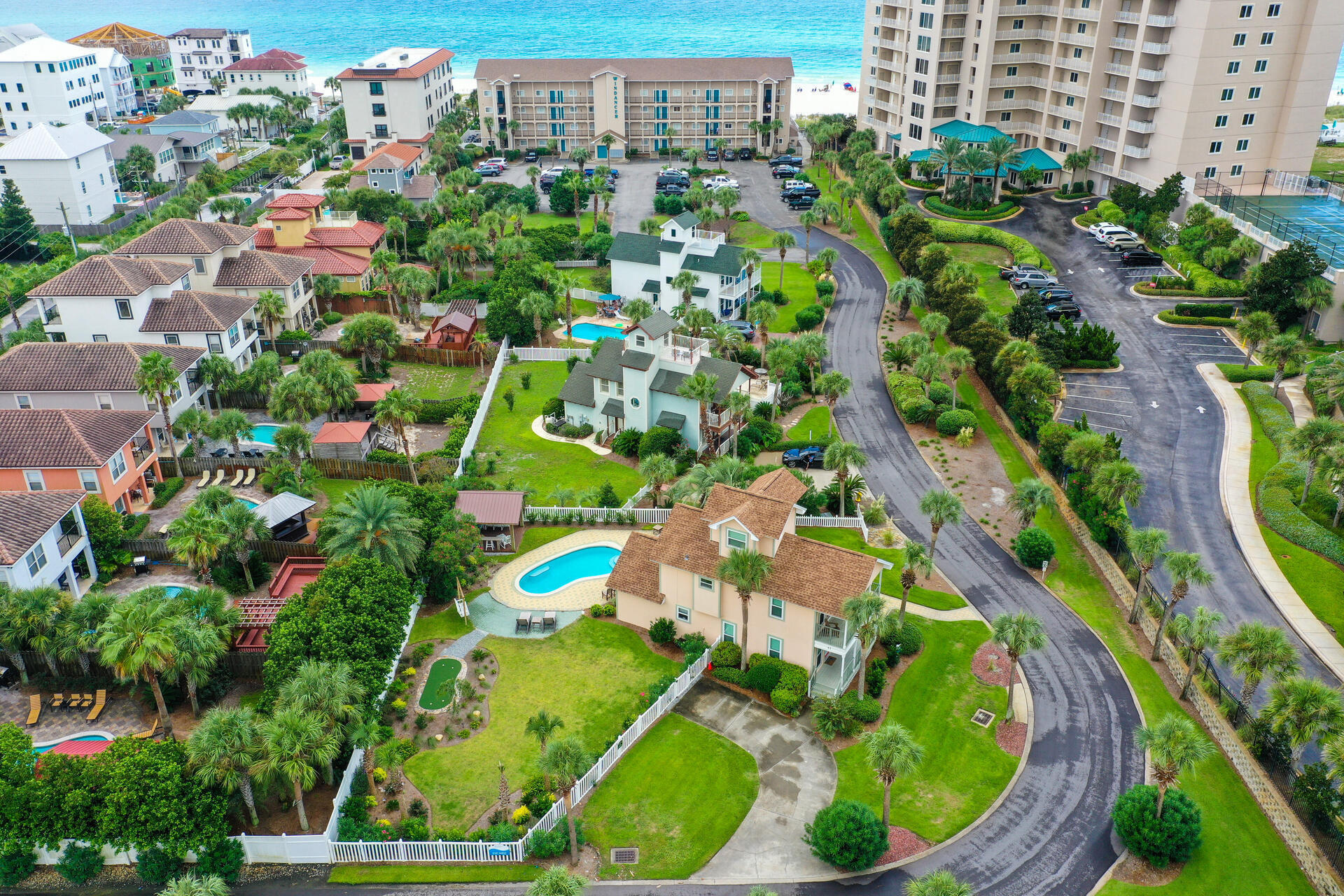 WINDANCER SHORES - Residential