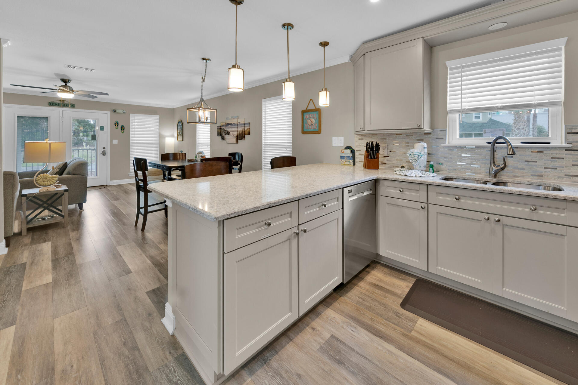 WINDANCER SHORES - Residential