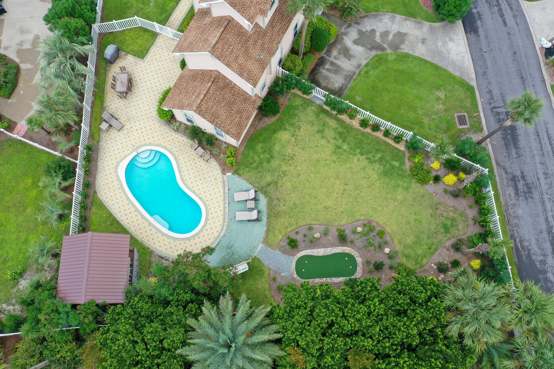 WINDANCER SHORES - Residential