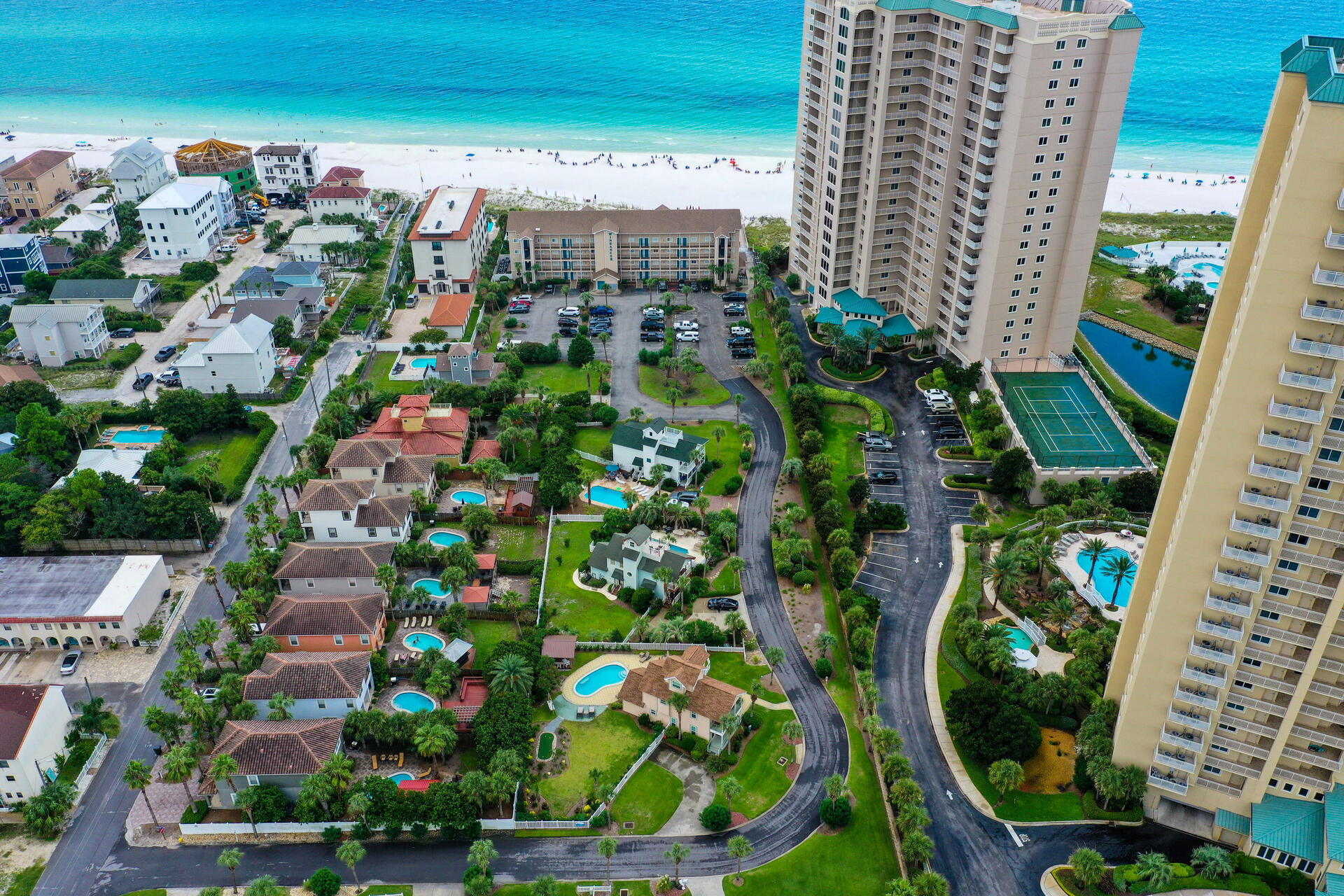 WINDANCER SHORES - Residential