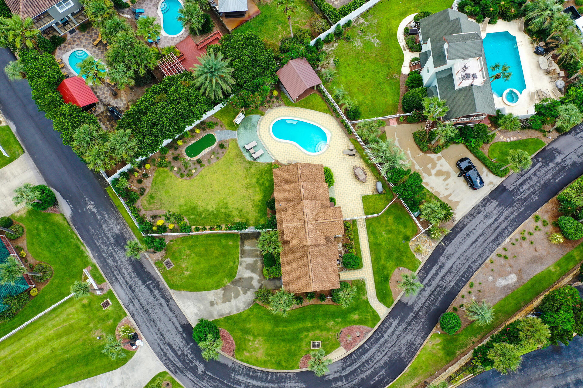 WINDANCER SHORES - Residential