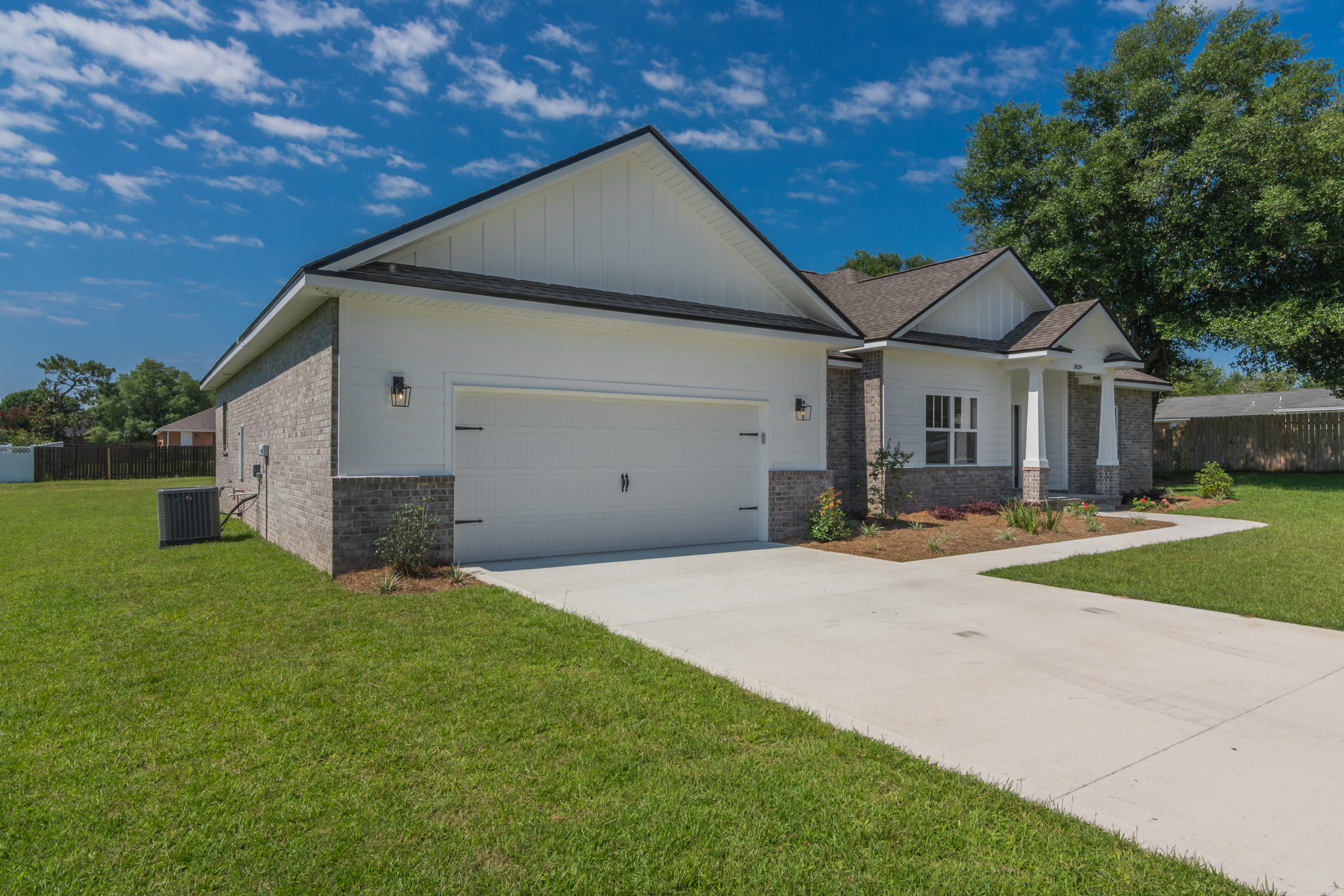 CRESTVIEW (231100.00) - Residential