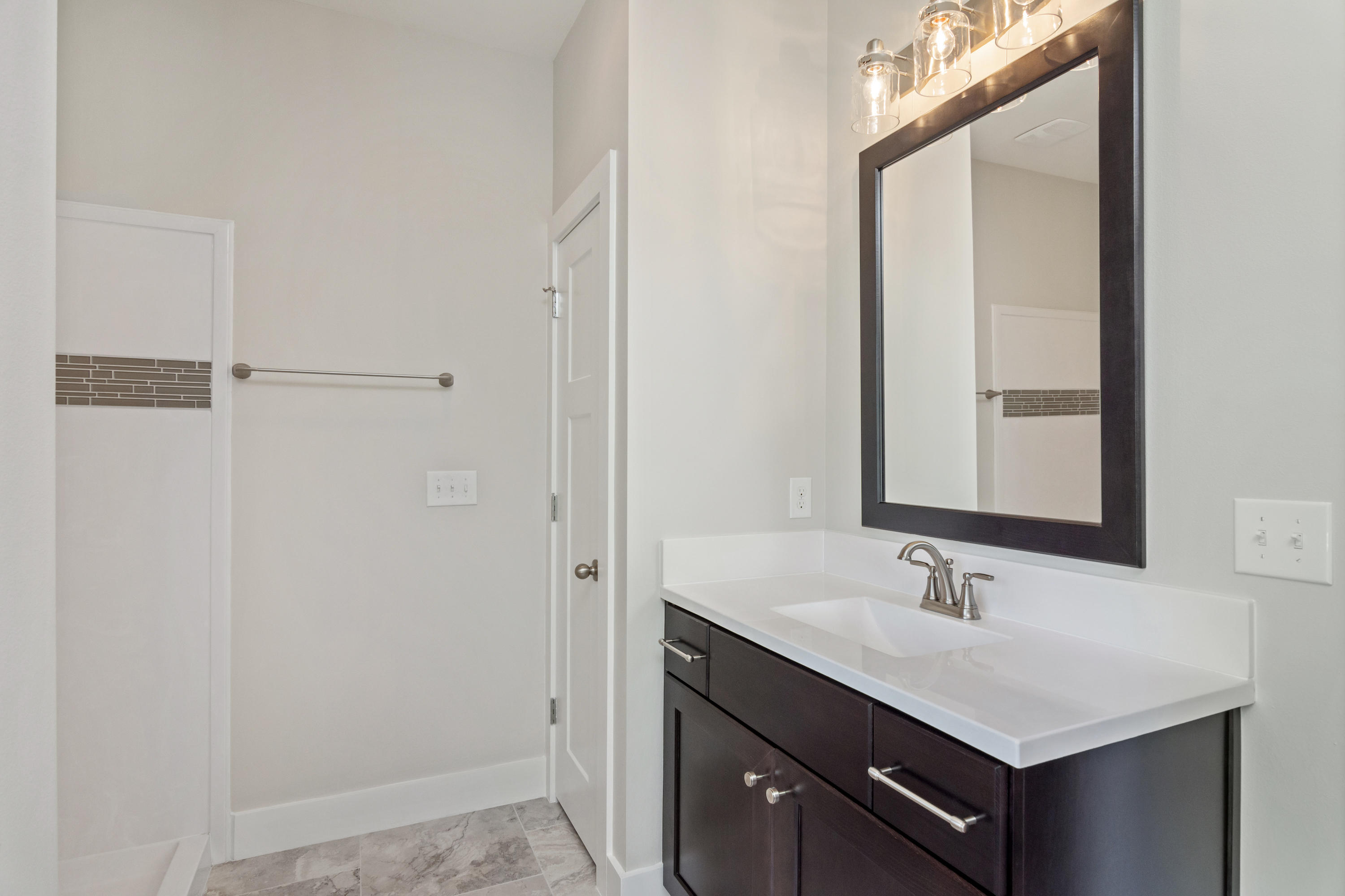 CRESTVIEW (231100.00) - Residential