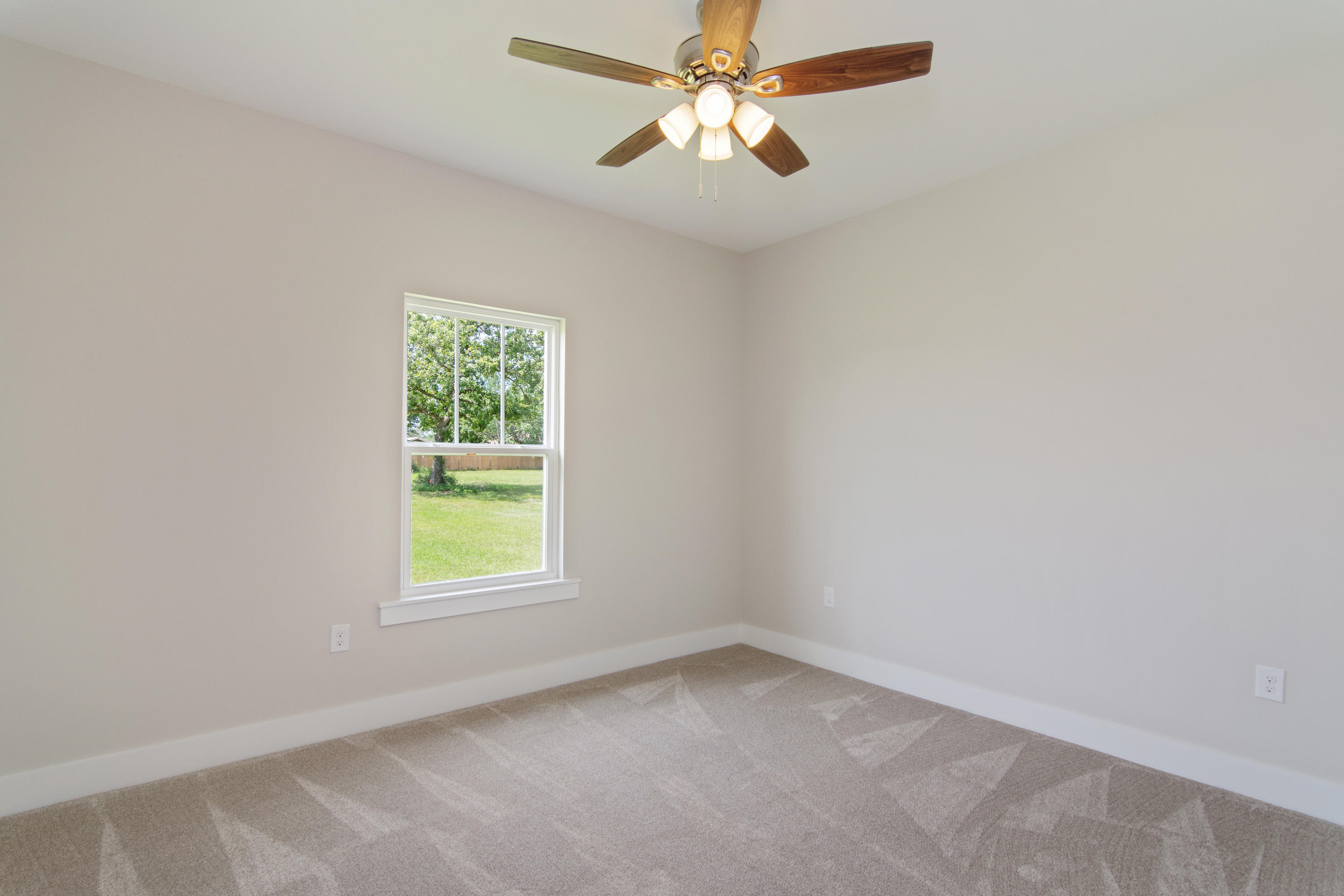 CRESTVIEW (231100.00) - Residential