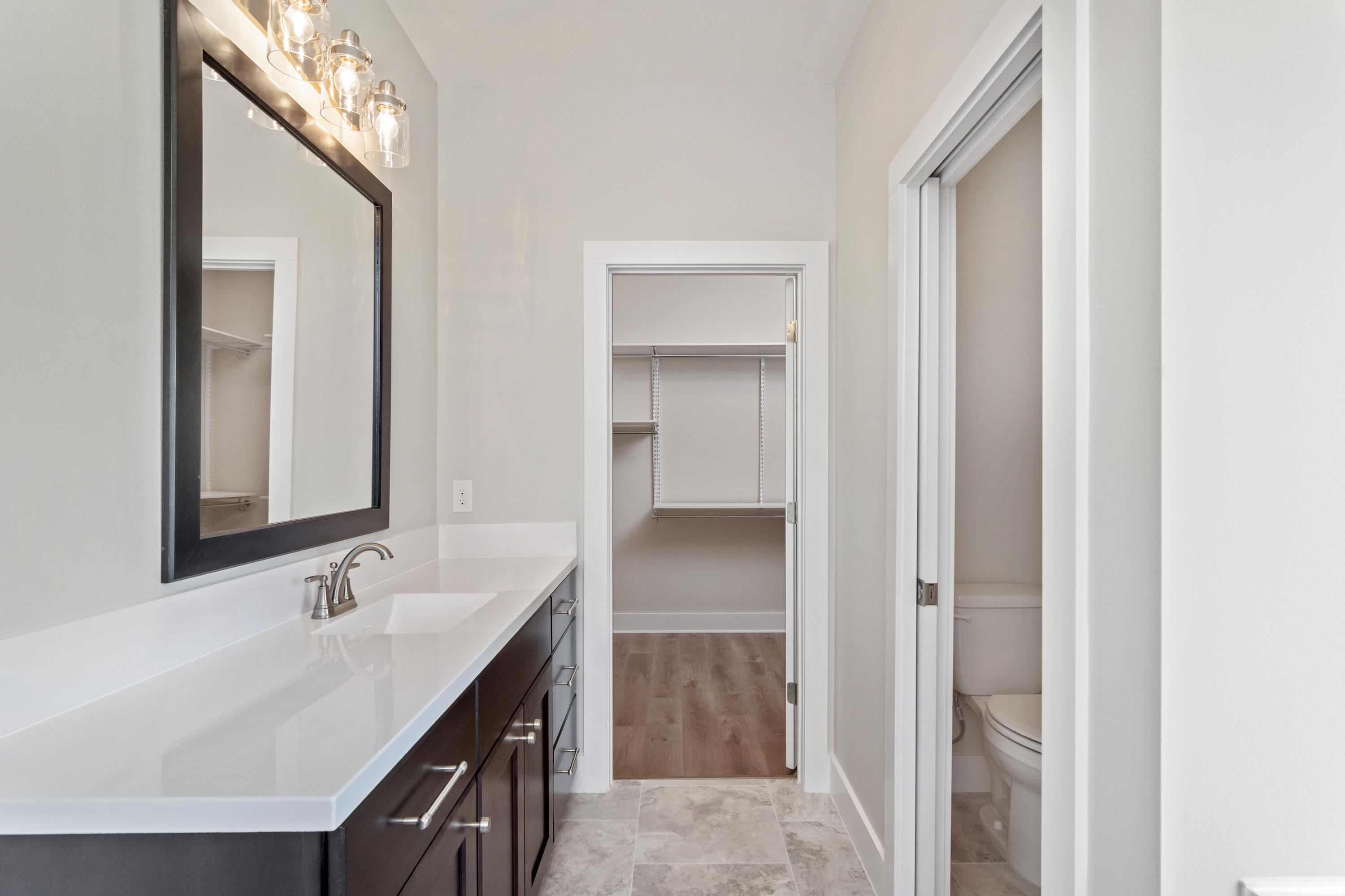 CRESTVIEW (231100.00) - Residential