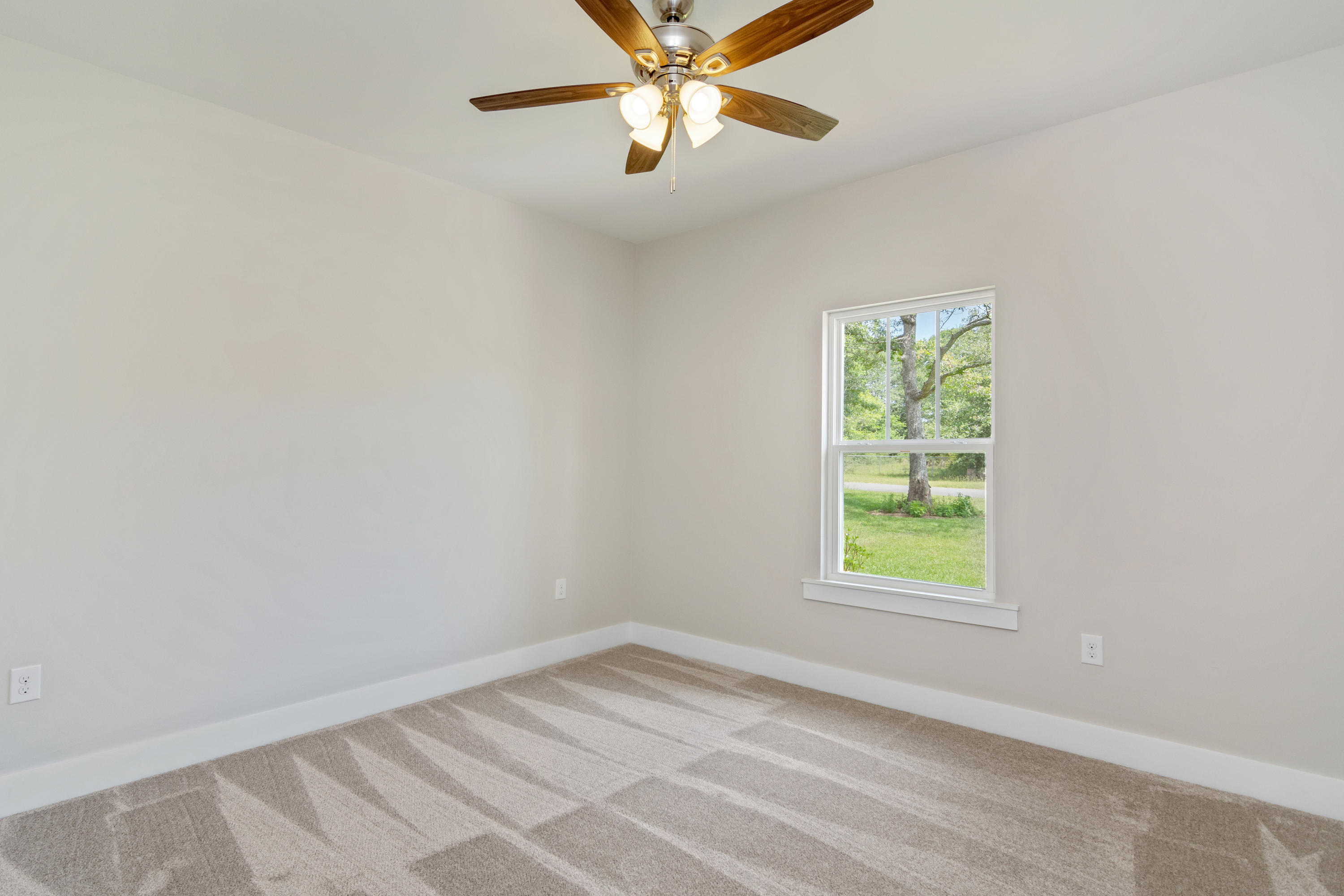 CRESTVIEW (231100.00) - Residential