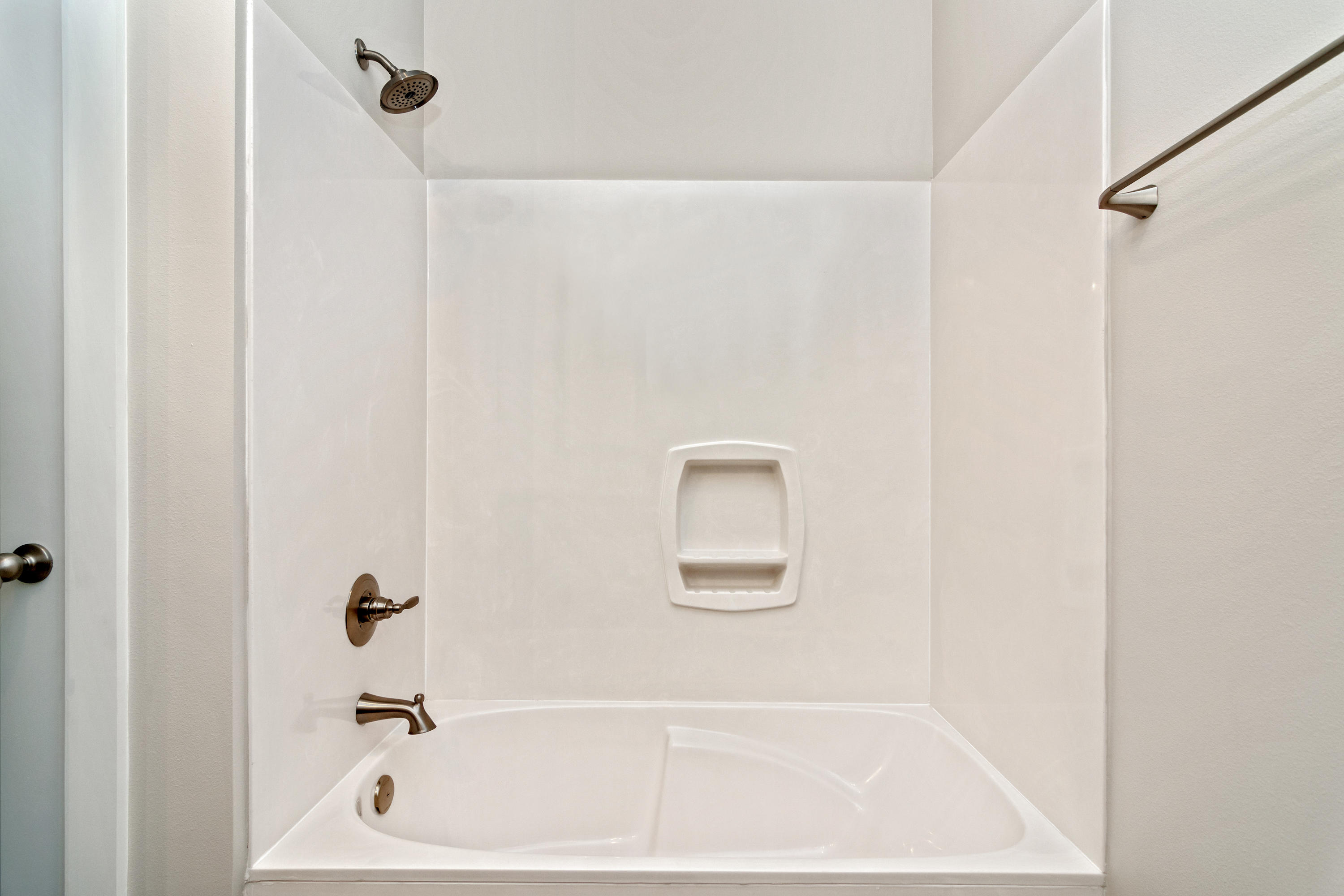 CRESTVIEW (231100.00) - Residential