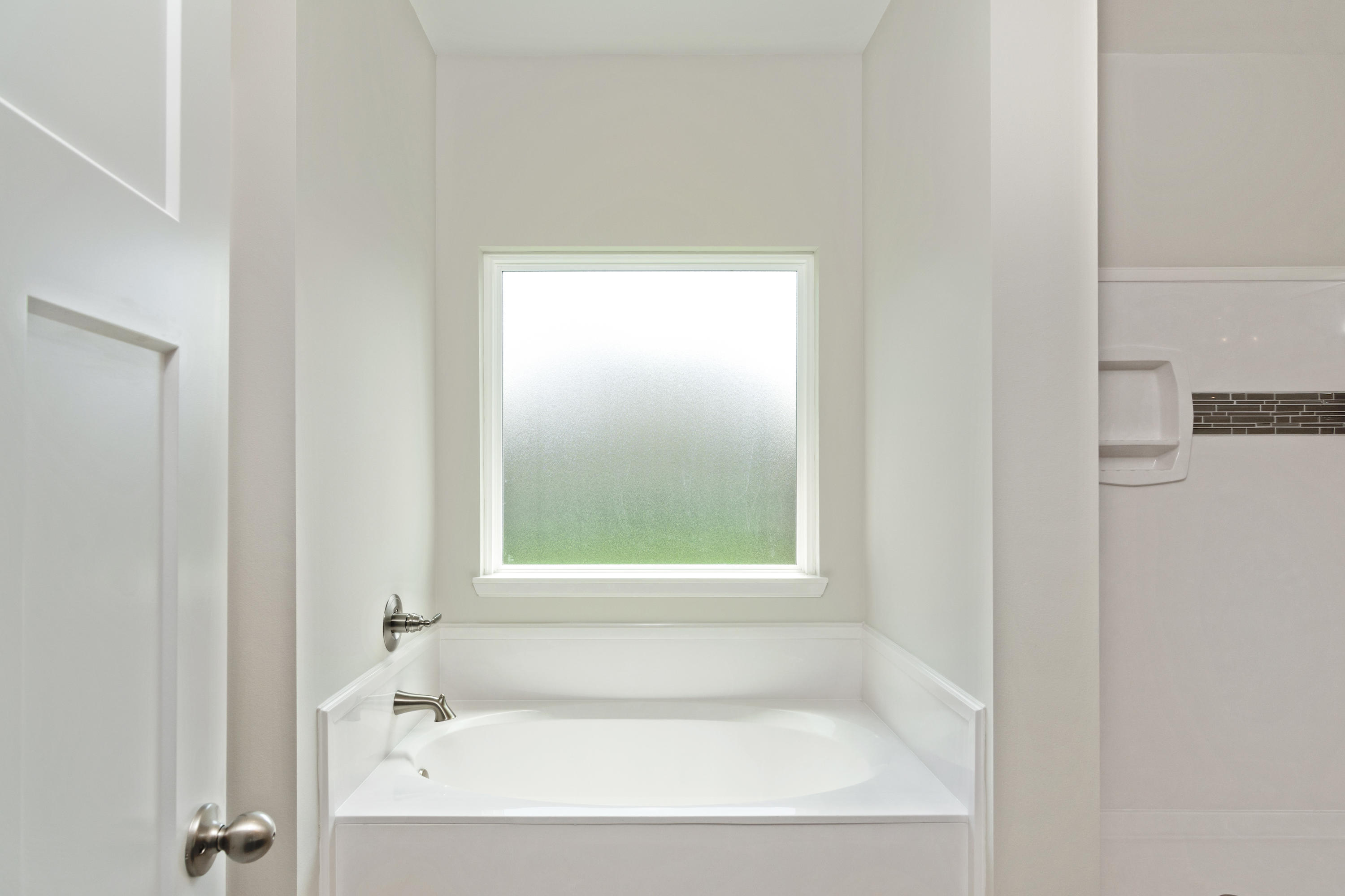 CRESTVIEW (231100.00) - Residential