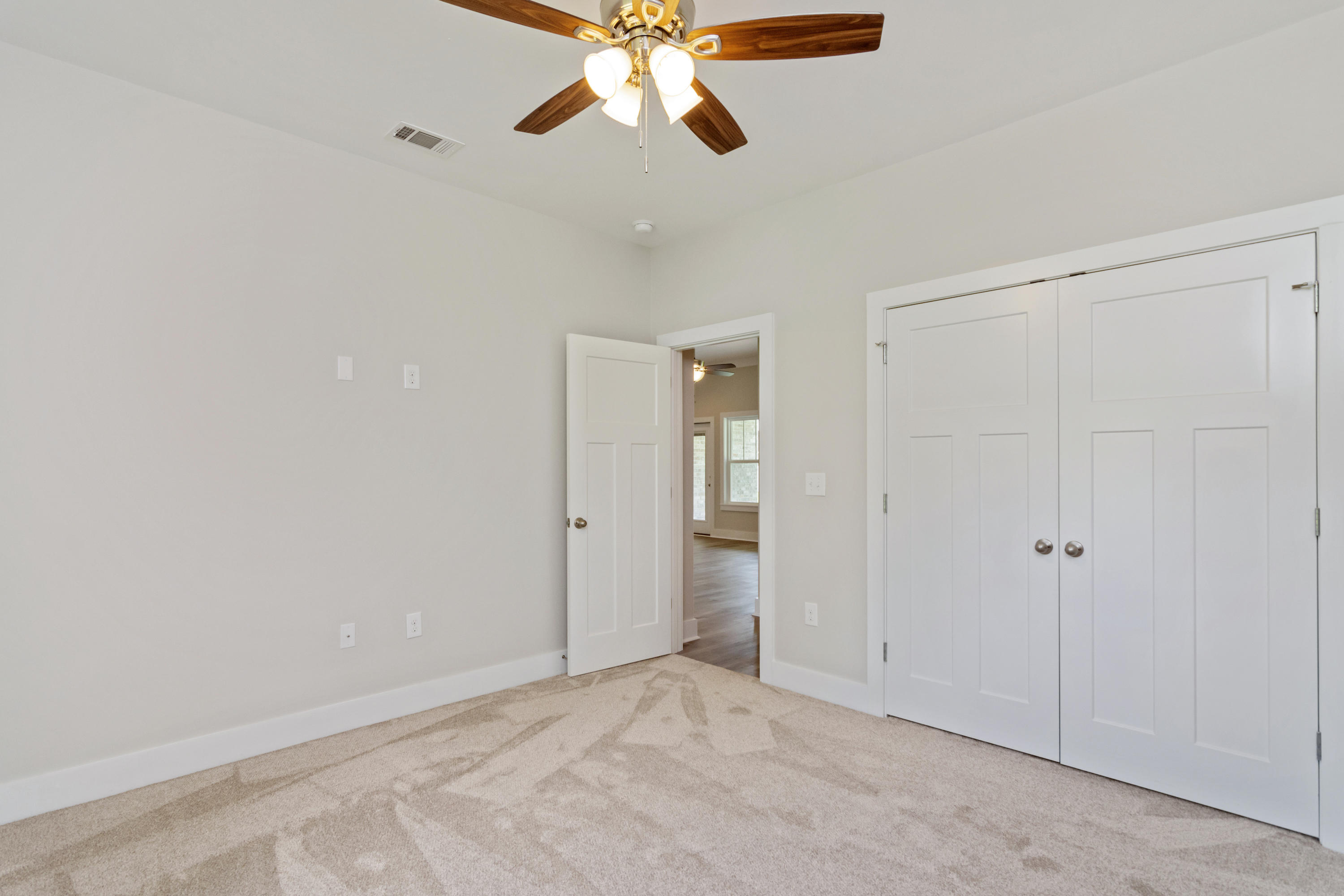 CRESTVIEW (231100.00) - Residential