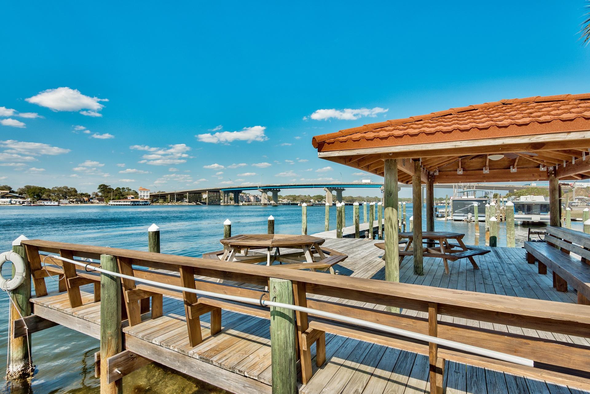 CLIPPER COVE T/H - Residential