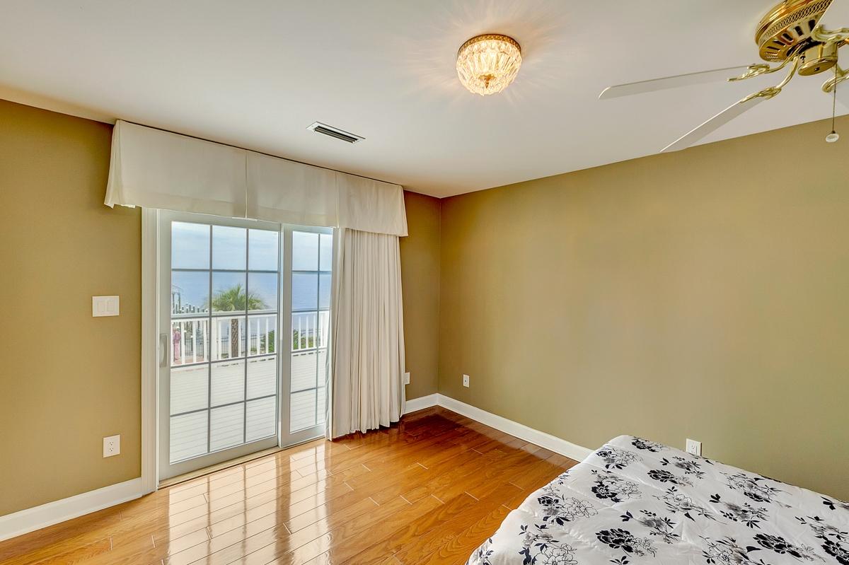 WOODLAND BAYOU ESTATES - Residential