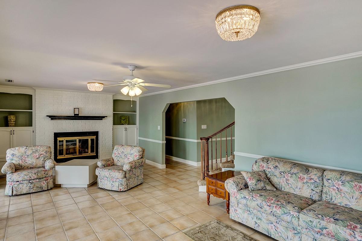 WOODLAND BAYOU ESTATES - Residential