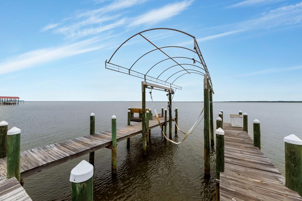 WOODLAND BAYOU ESTATES - Residential