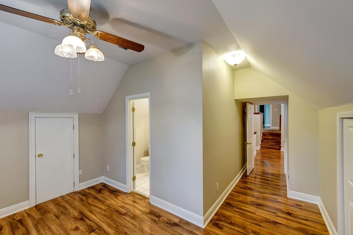 WOODLAND BAYOU ESTATES - Residential