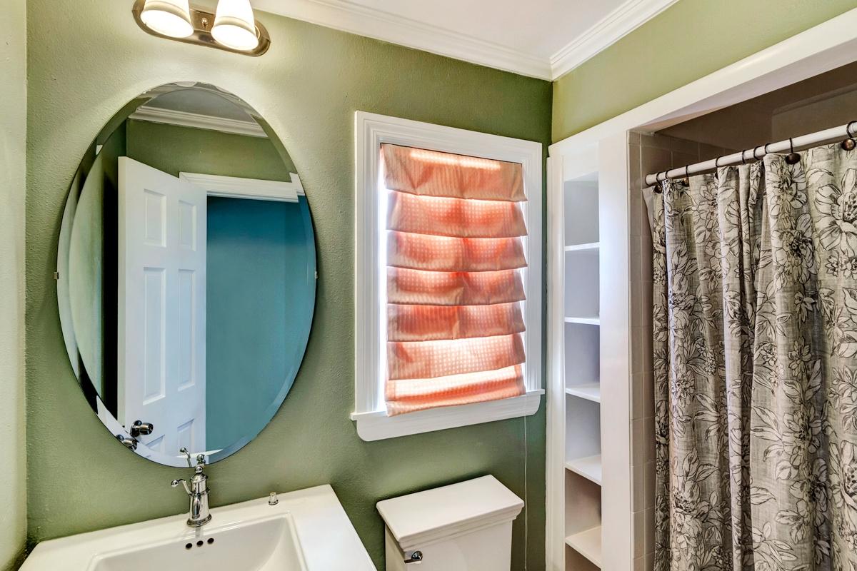 WOODLAND BAYOU ESTATES - Residential