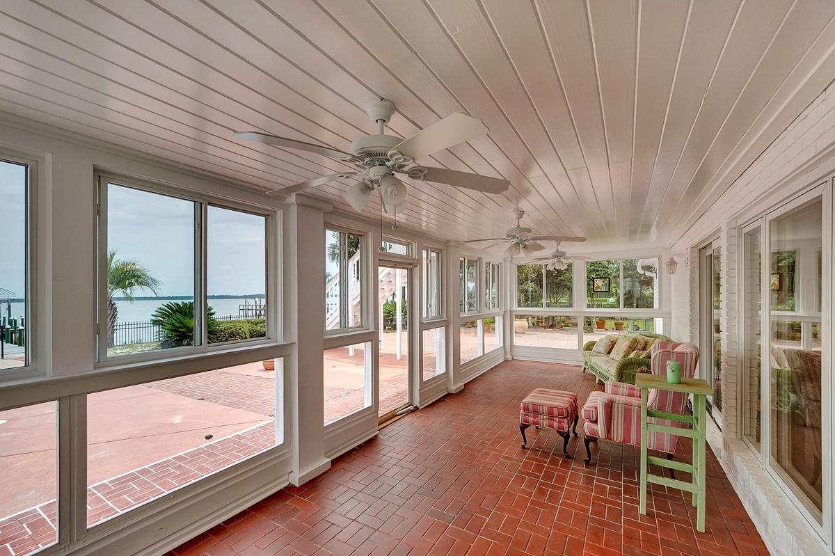 WOODLAND BAYOU ESTATES - Residential