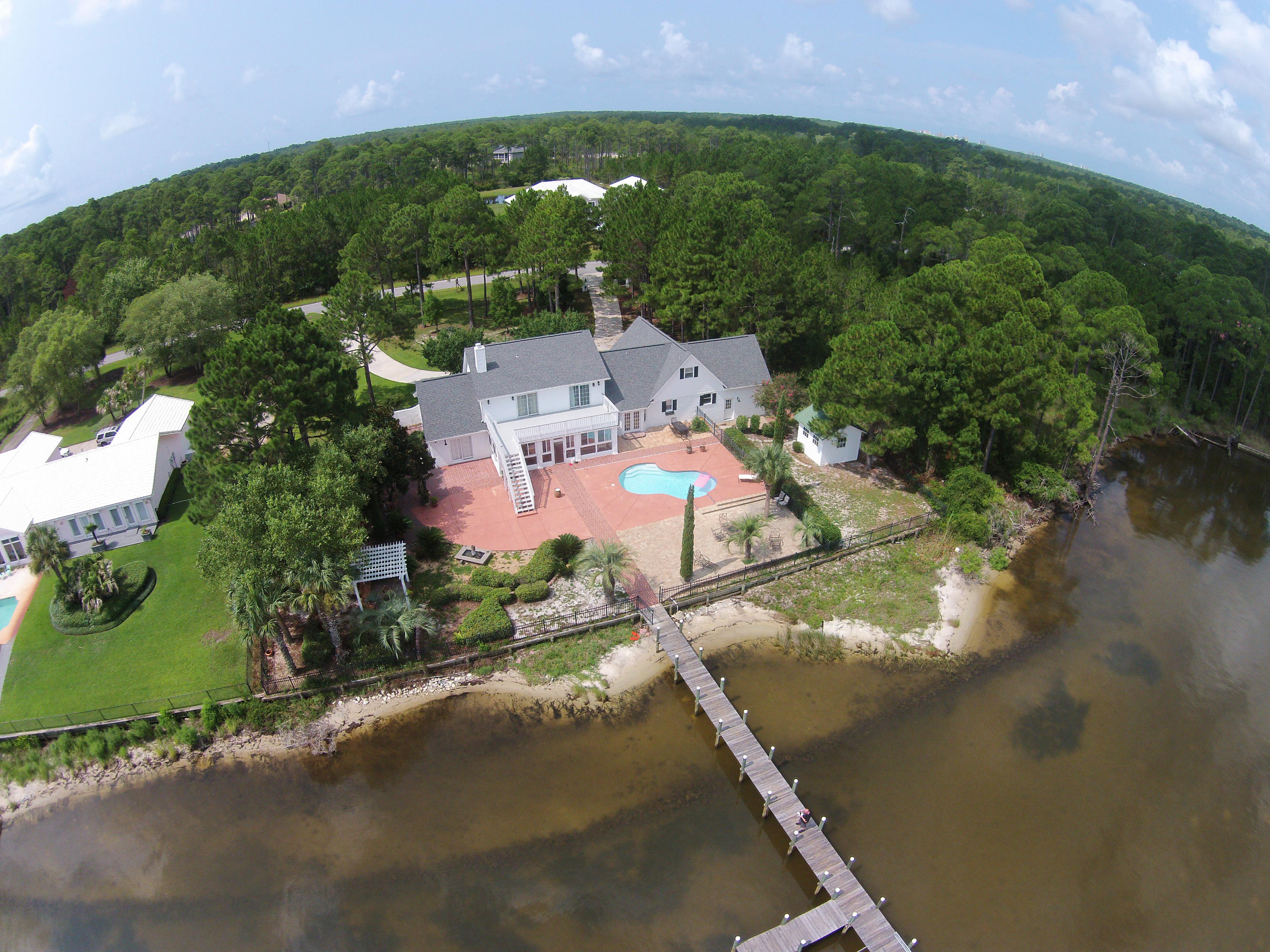 WOODLAND BAYOU ESTATES - Residential