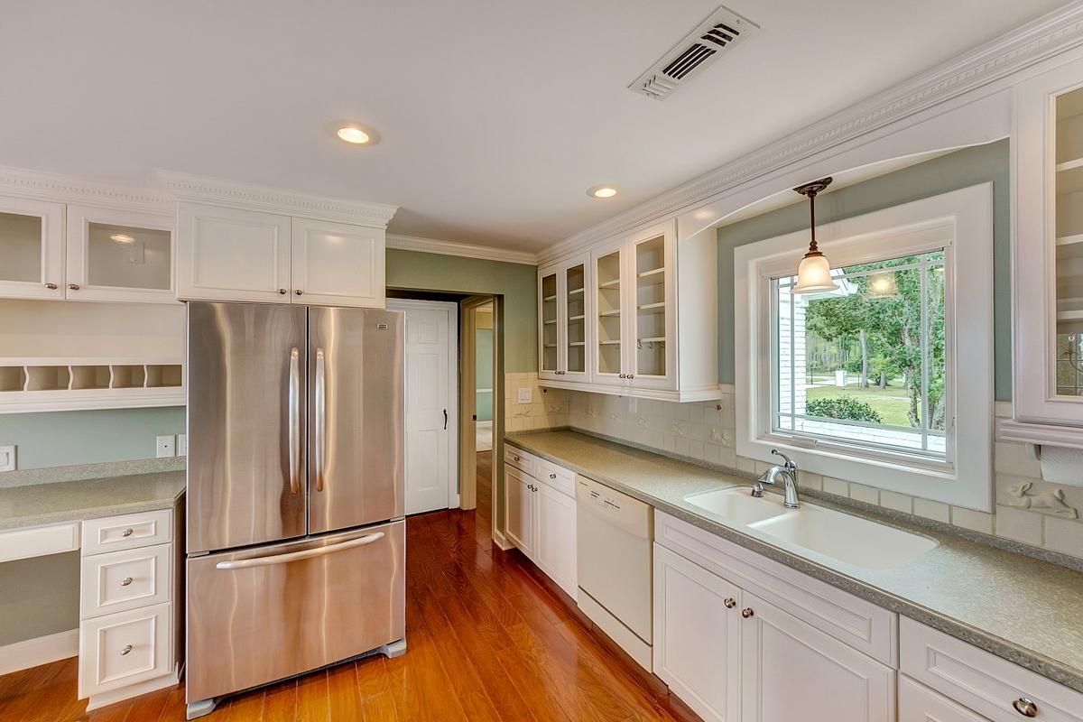 WOODLAND BAYOU ESTATES - Residential