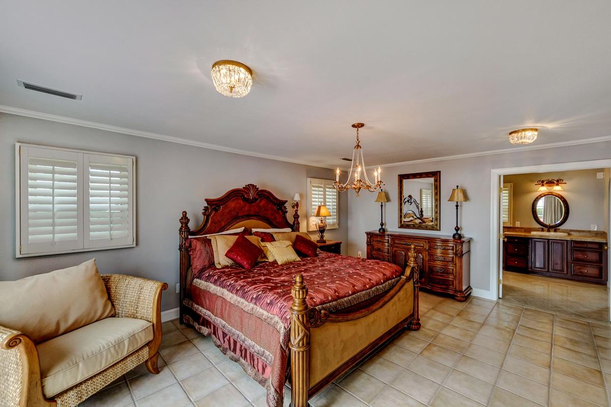 WOODLAND BAYOU ESTATES - Residential