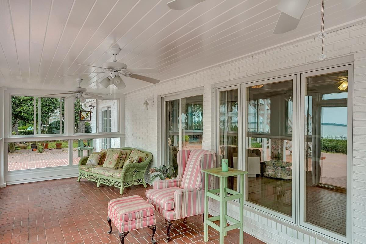 WOODLAND BAYOU ESTATES - Residential