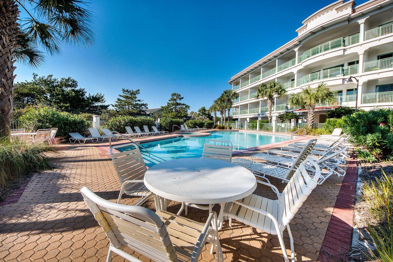 INN AT SEACREST BEACH (THE) - Residential