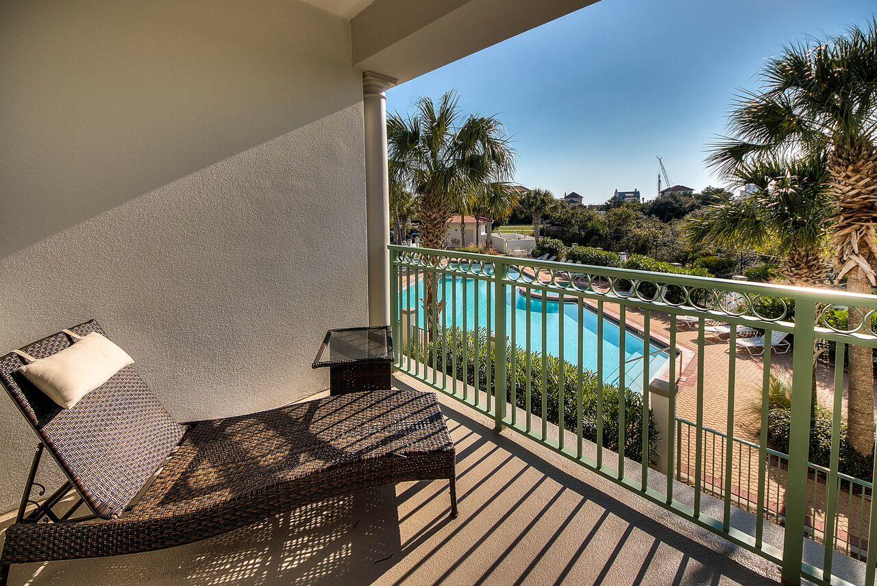 INN AT SEACREST BEACH (THE) - Residential