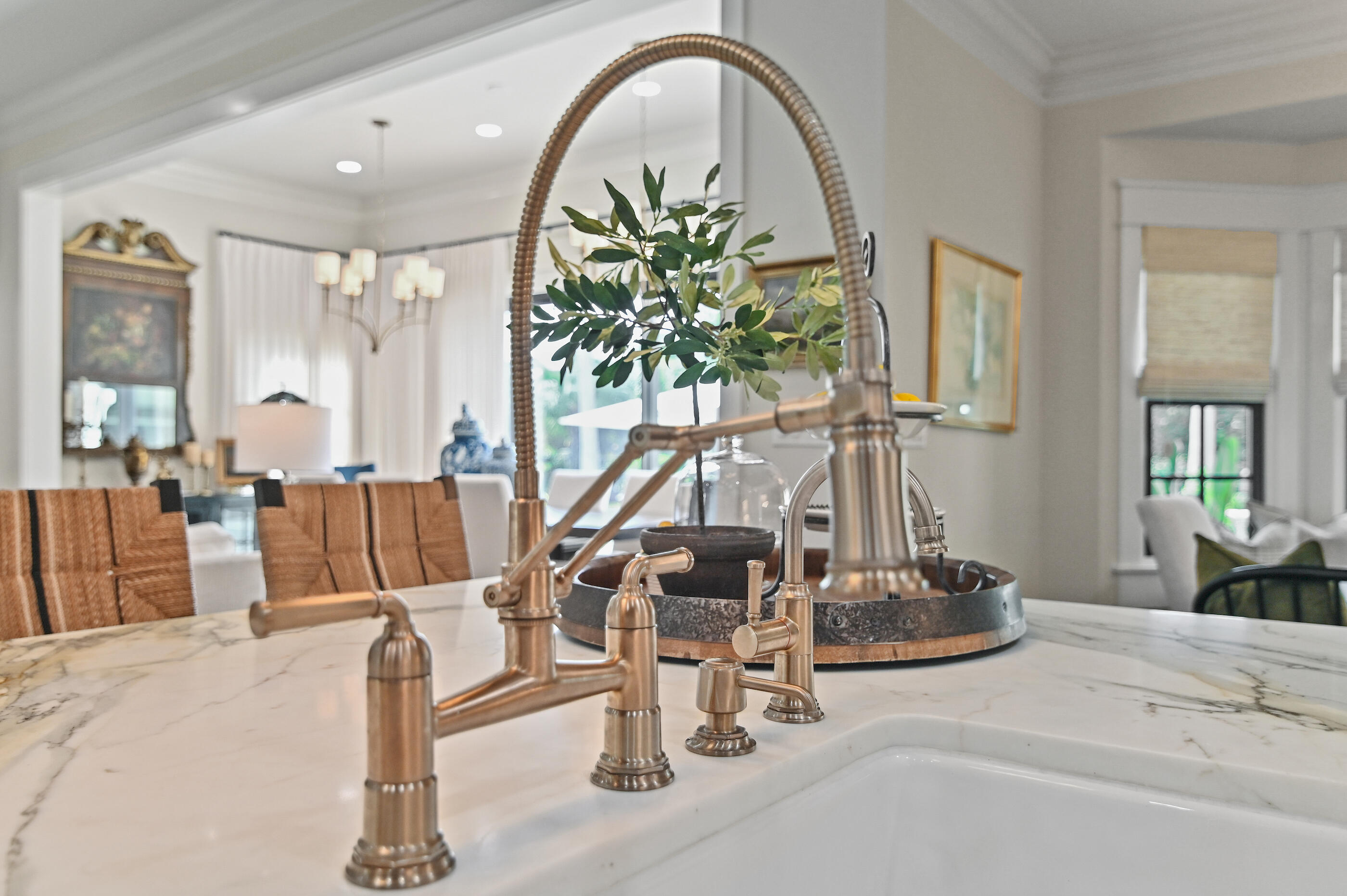 BAYTOWNE AVE EAST - Residential