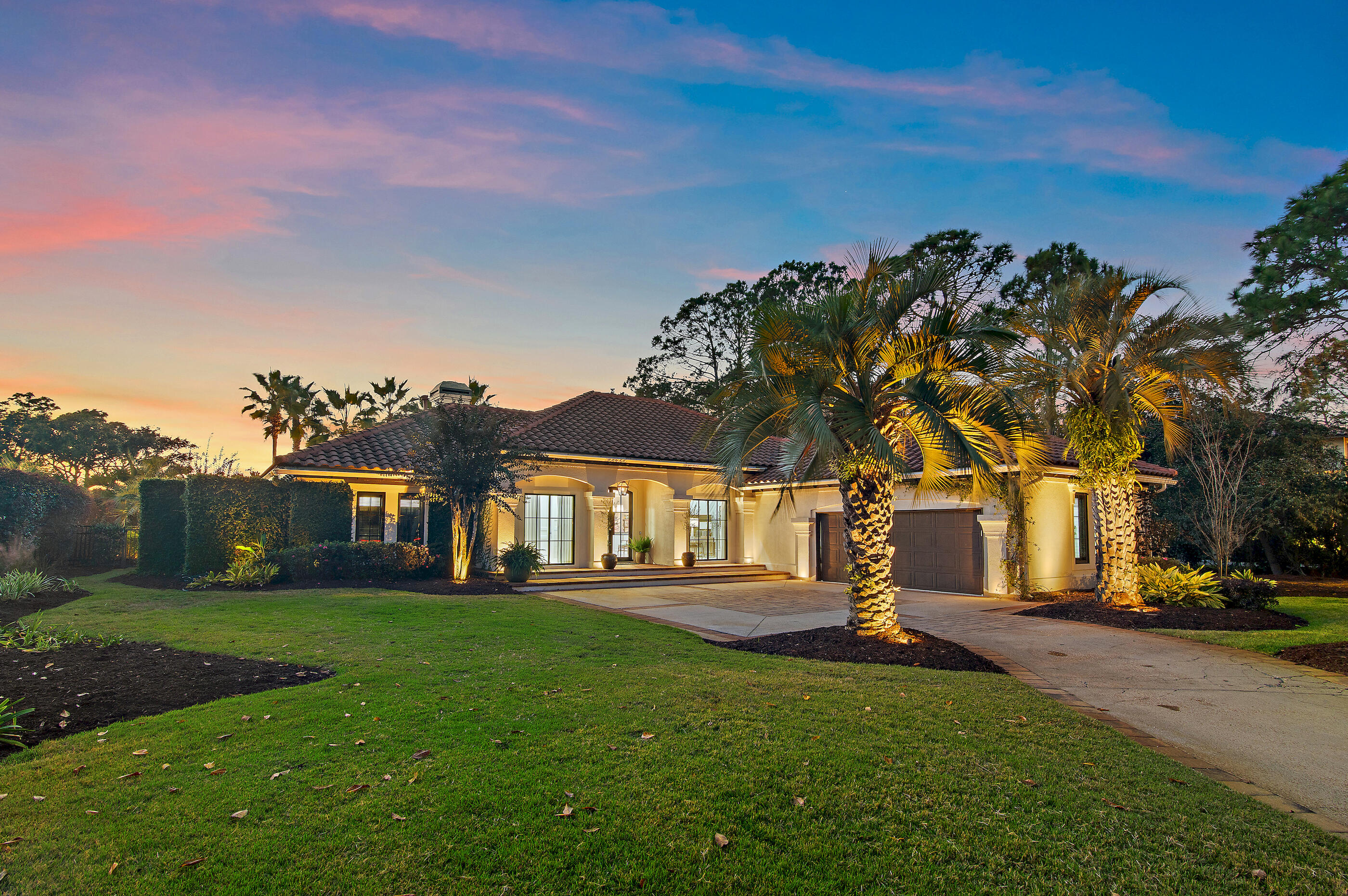 BAYTOWNE AVE EAST - Residential