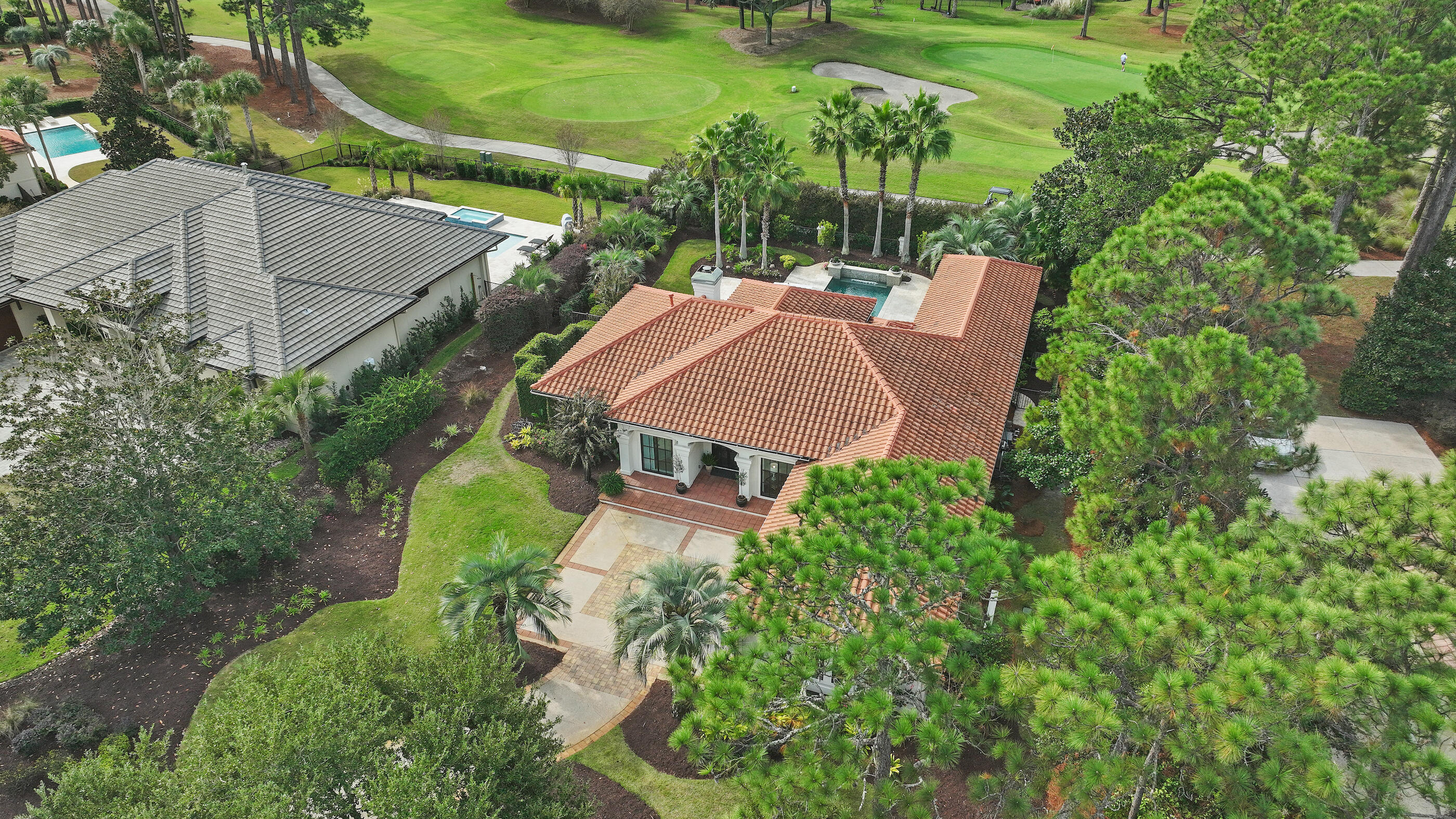 BAYTOWNE AVE EAST - Residential