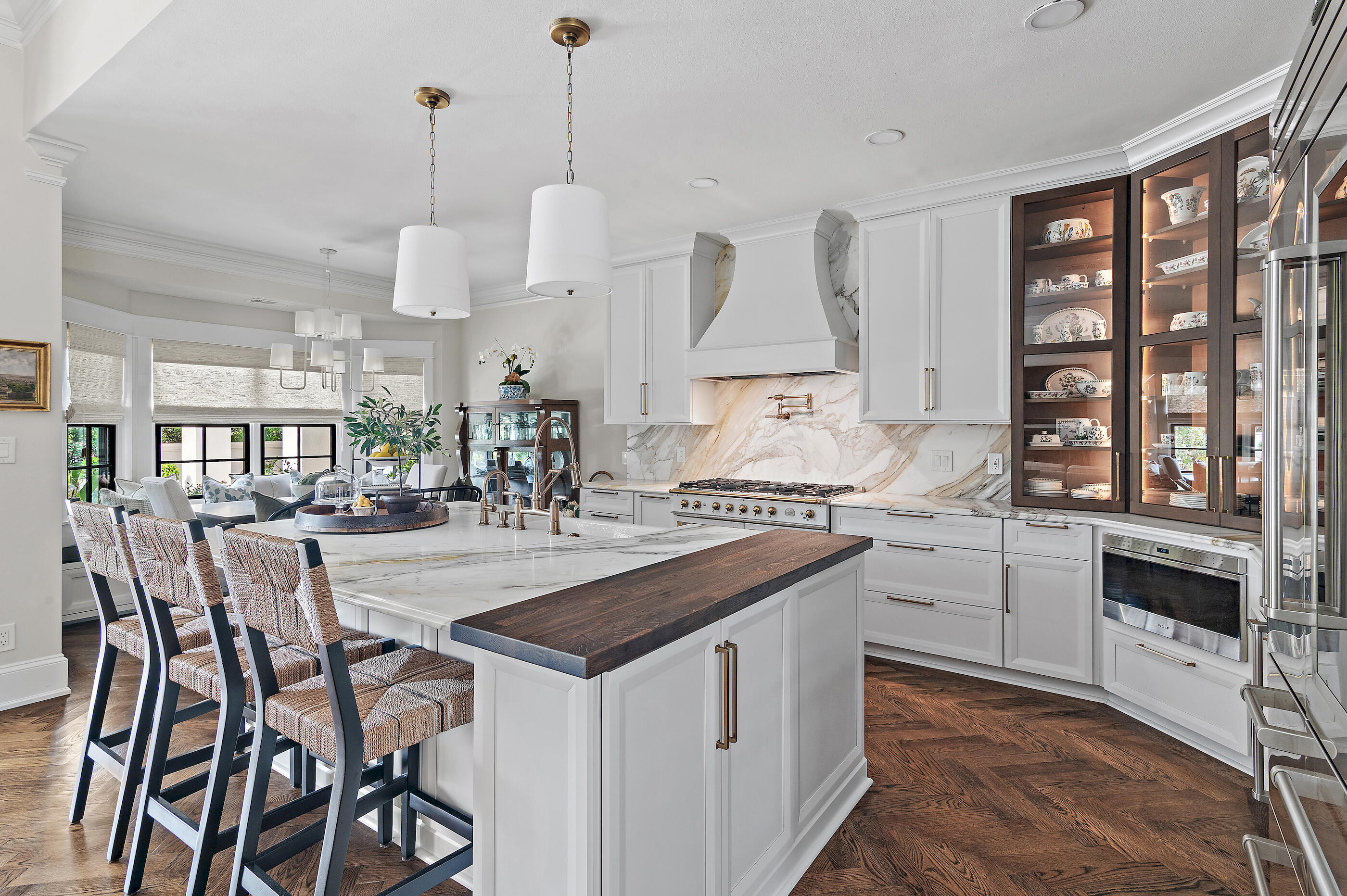 BAYTOWNE AVE EAST - Residential