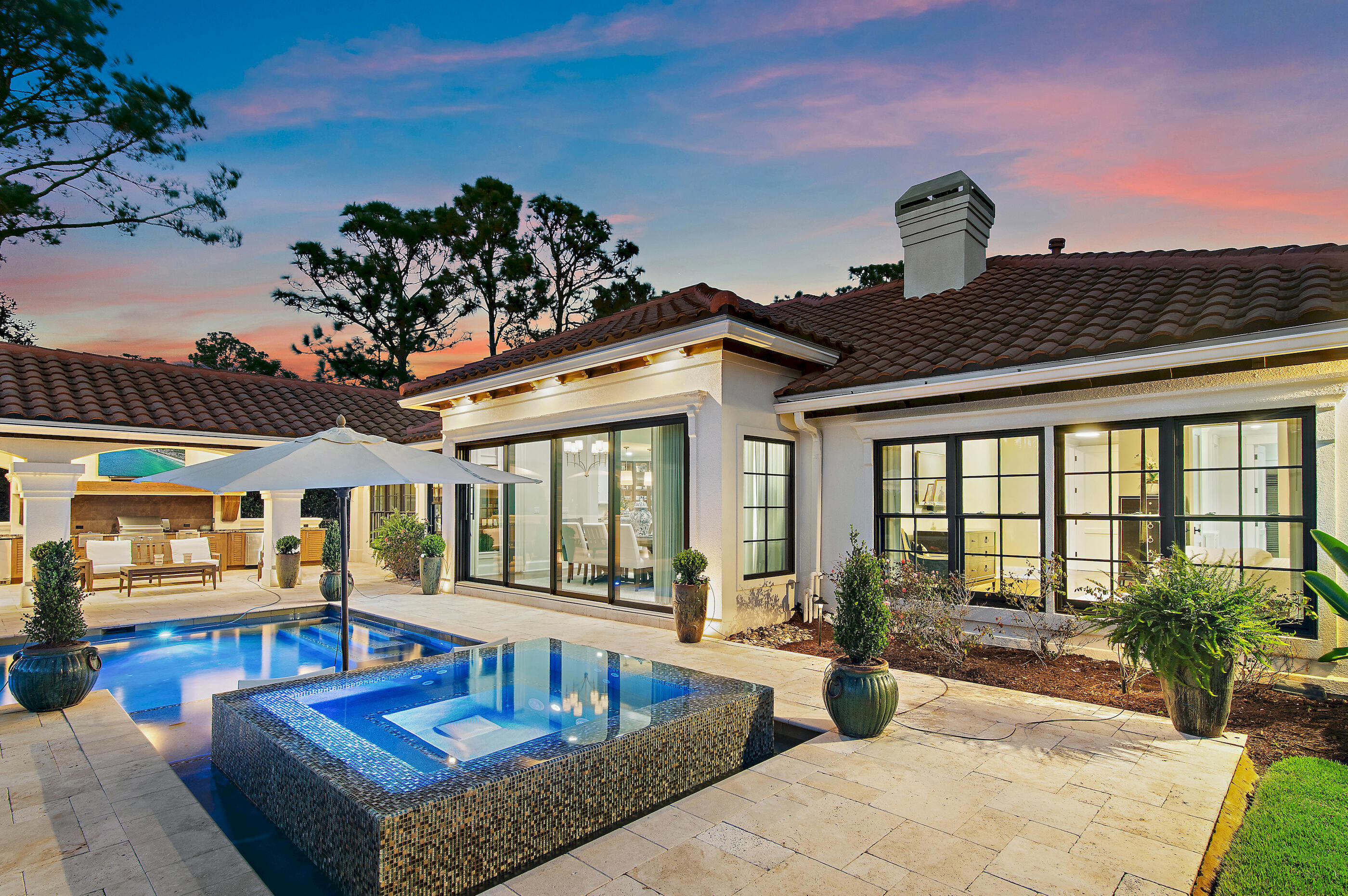 BAYTOWNE AVE EAST - Residential